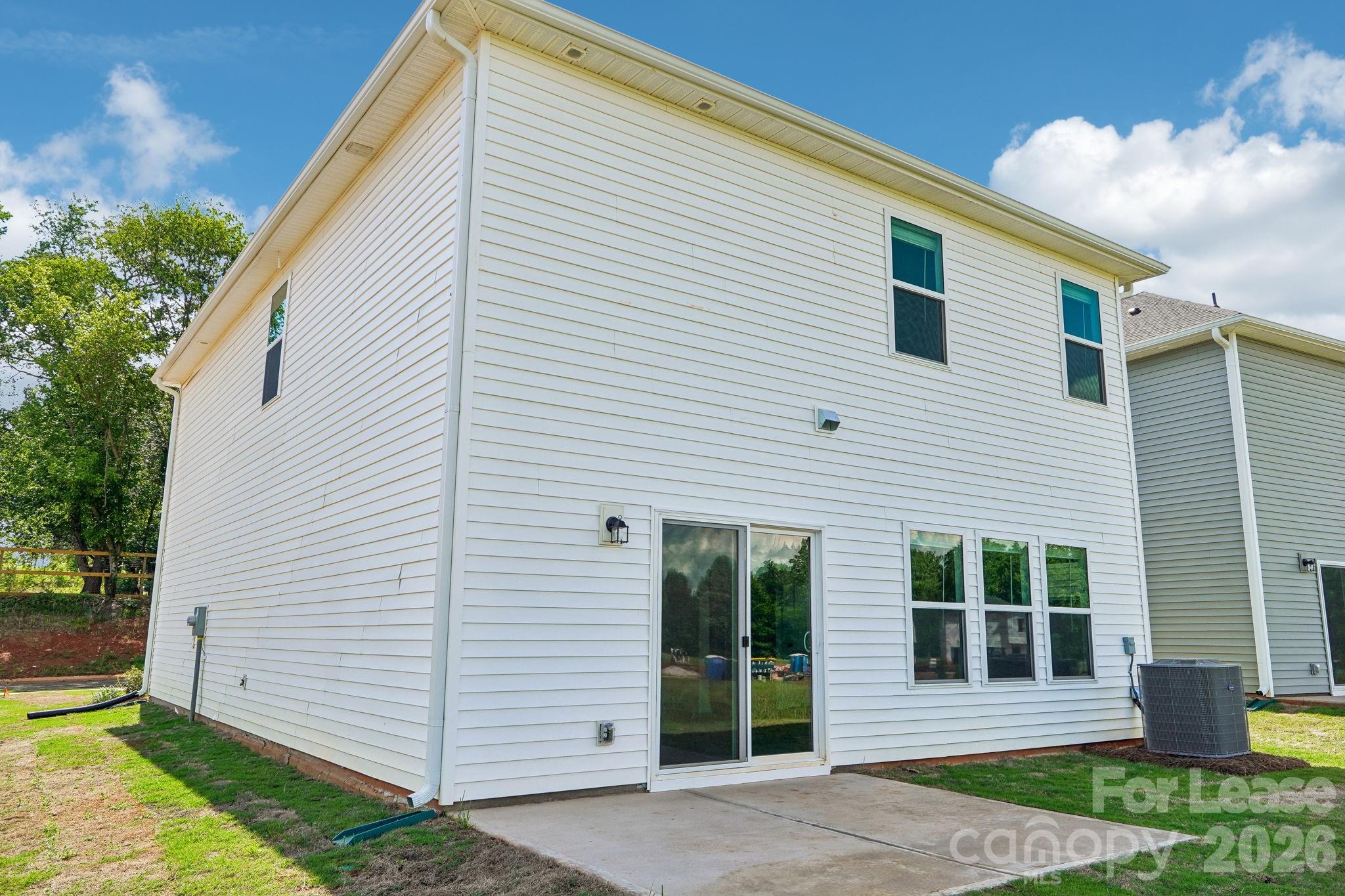 1852 Wrenley Drive Property Photo 39