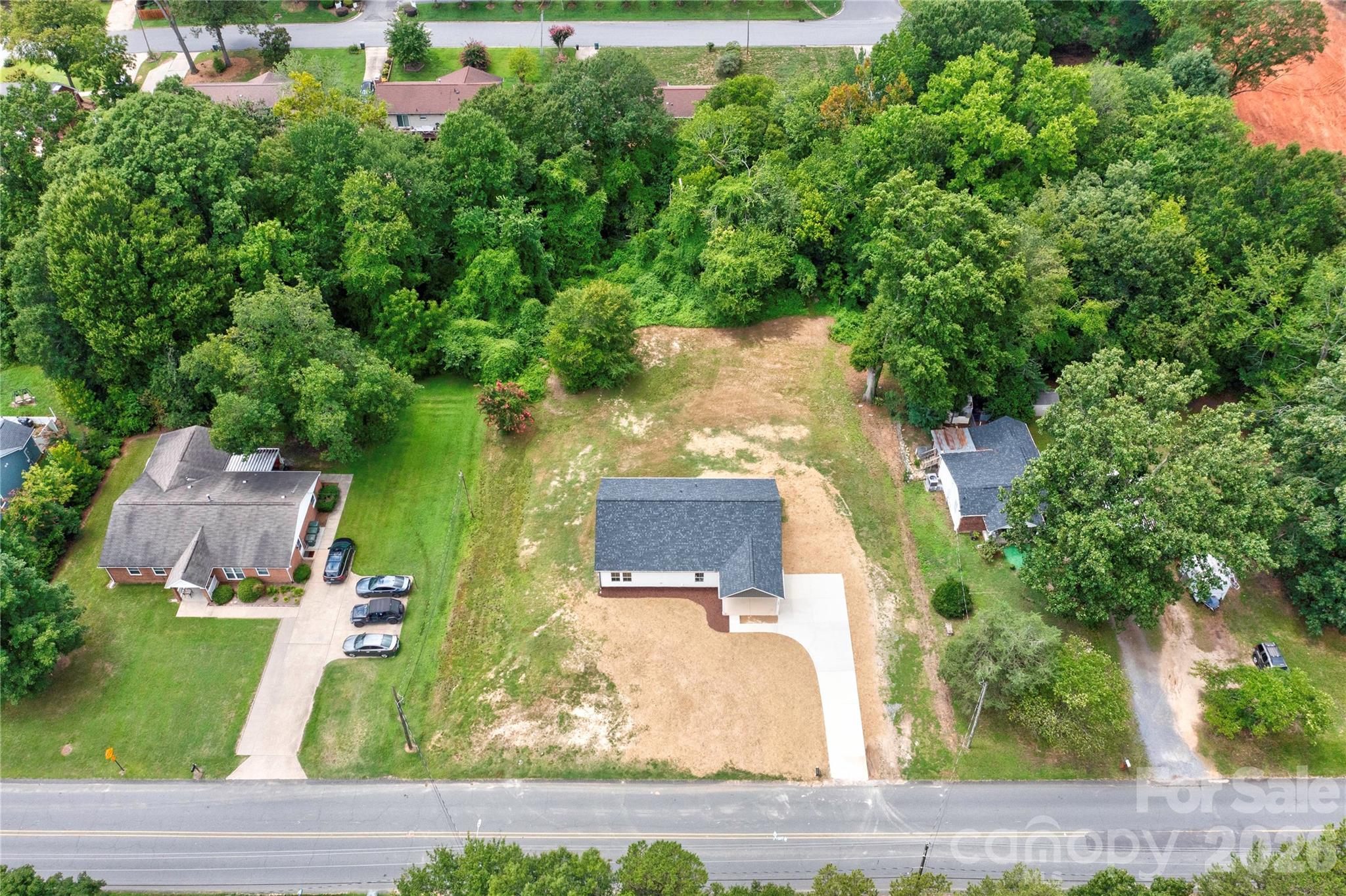 1031 Laurel Lane Property Photo 13