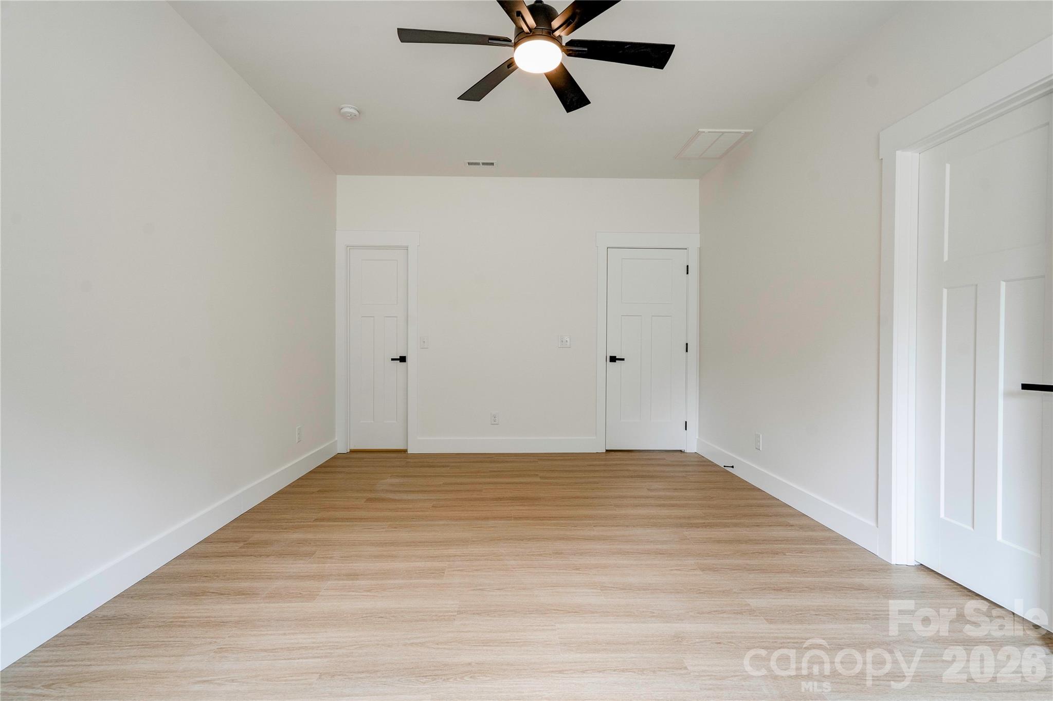 1031 Laurel Lane Property Photo 21