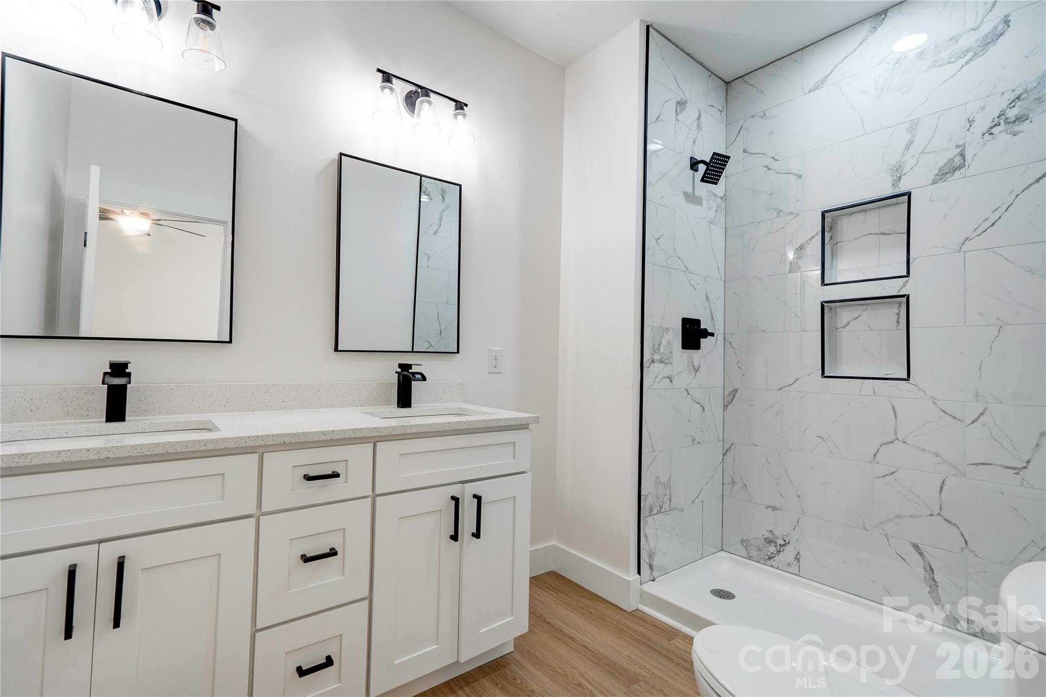 1031 Laurel Lane Property Photo 22