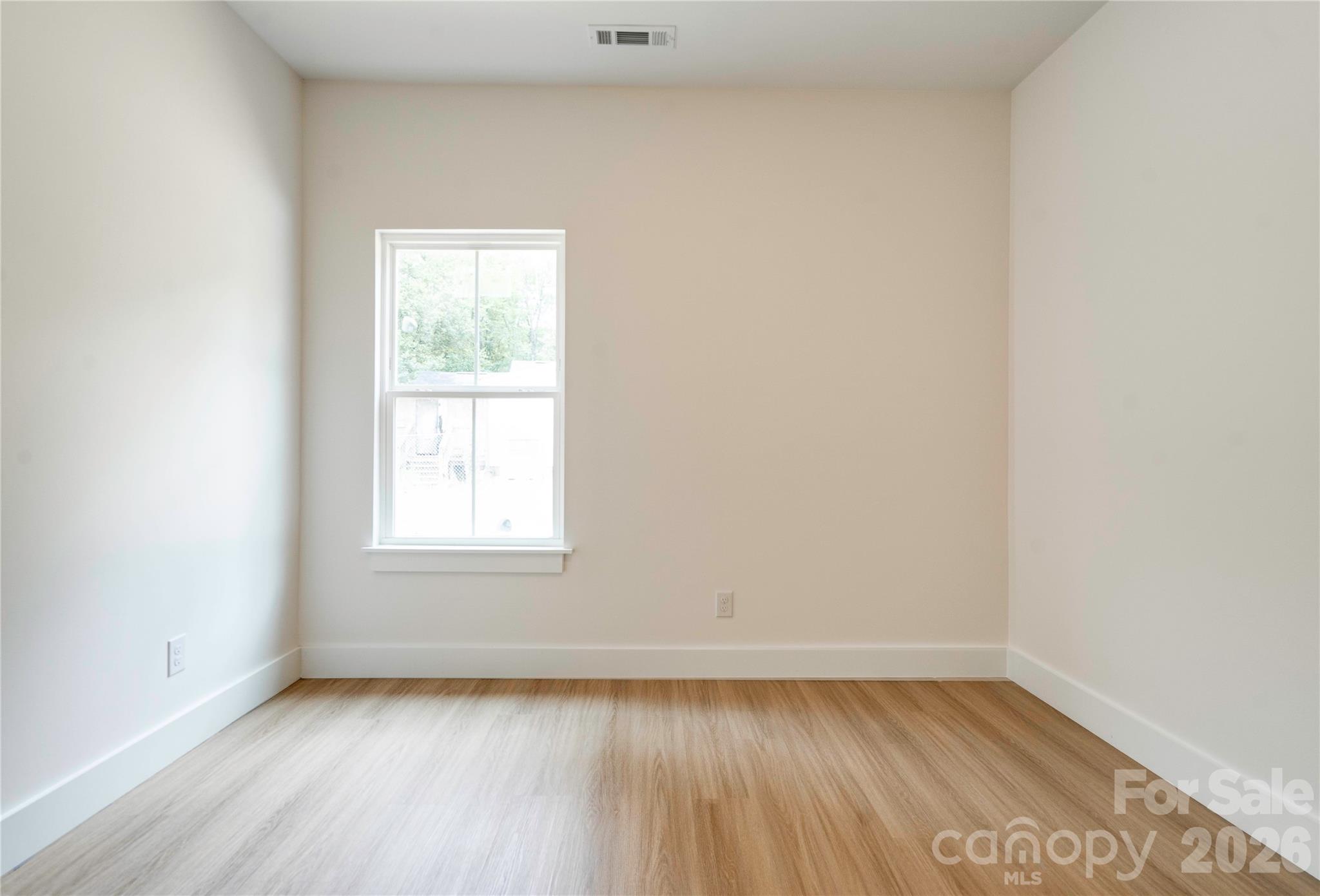 1031 Laurel Lane Property Photo 35