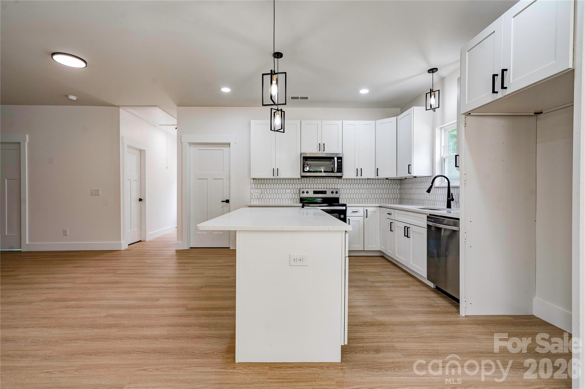 1031 Laurel Lane Property Photo 39