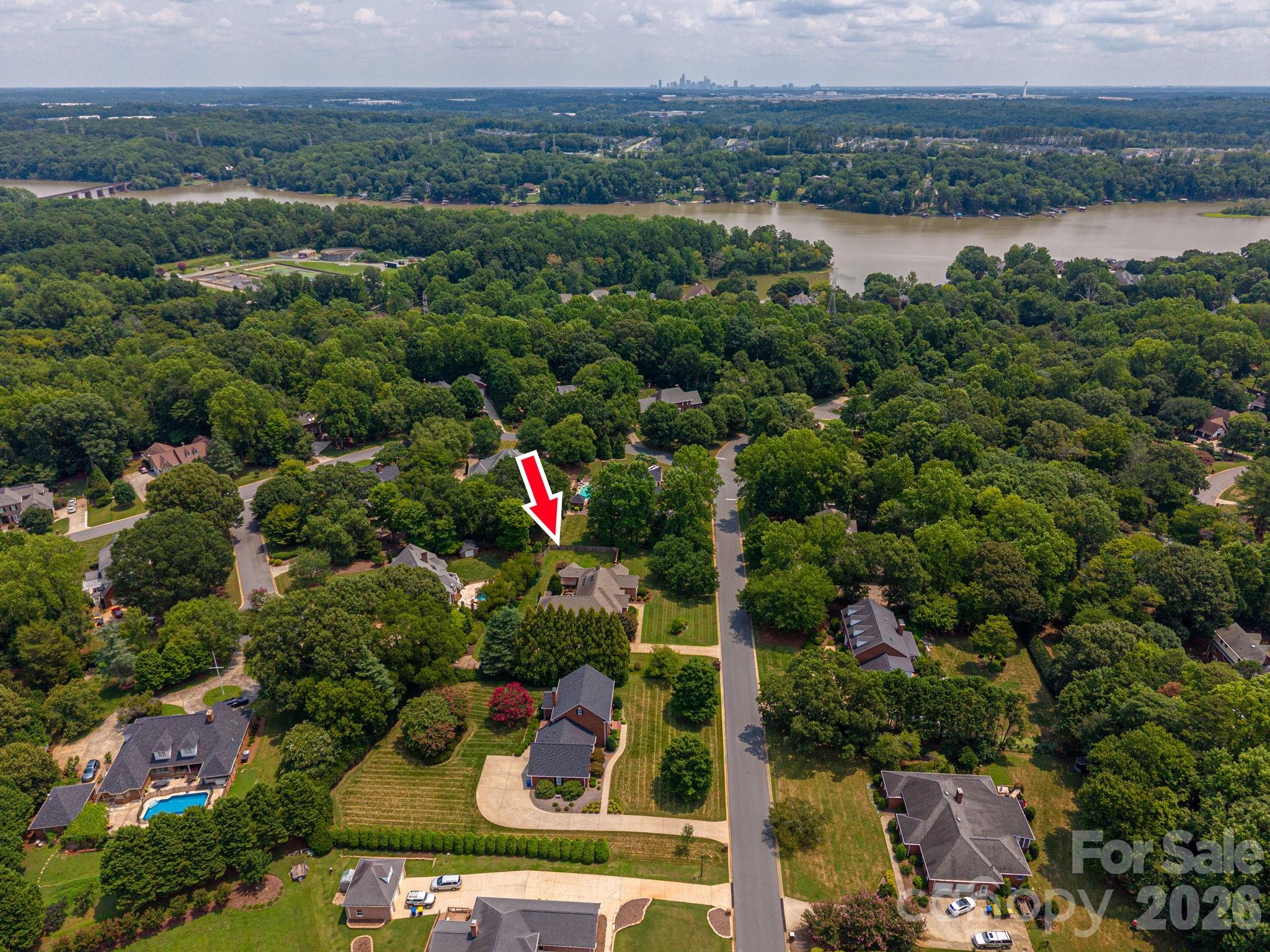 5023 Samuel Pinckney Drive Property Photo 6