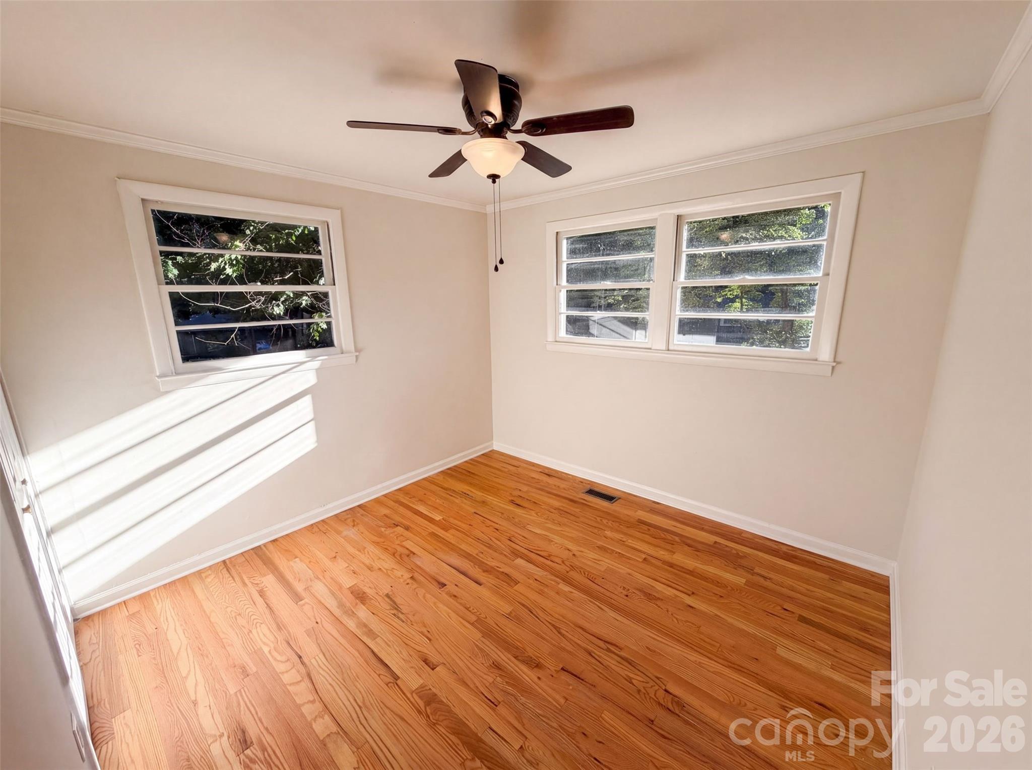 1933 Choyce Circle Property Photo 8