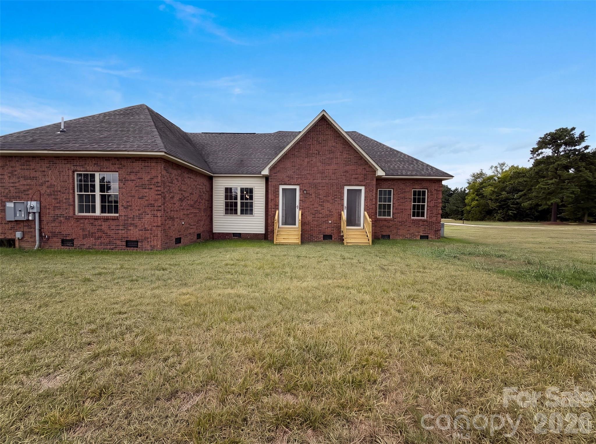 972 Darby Road Property Photo 5