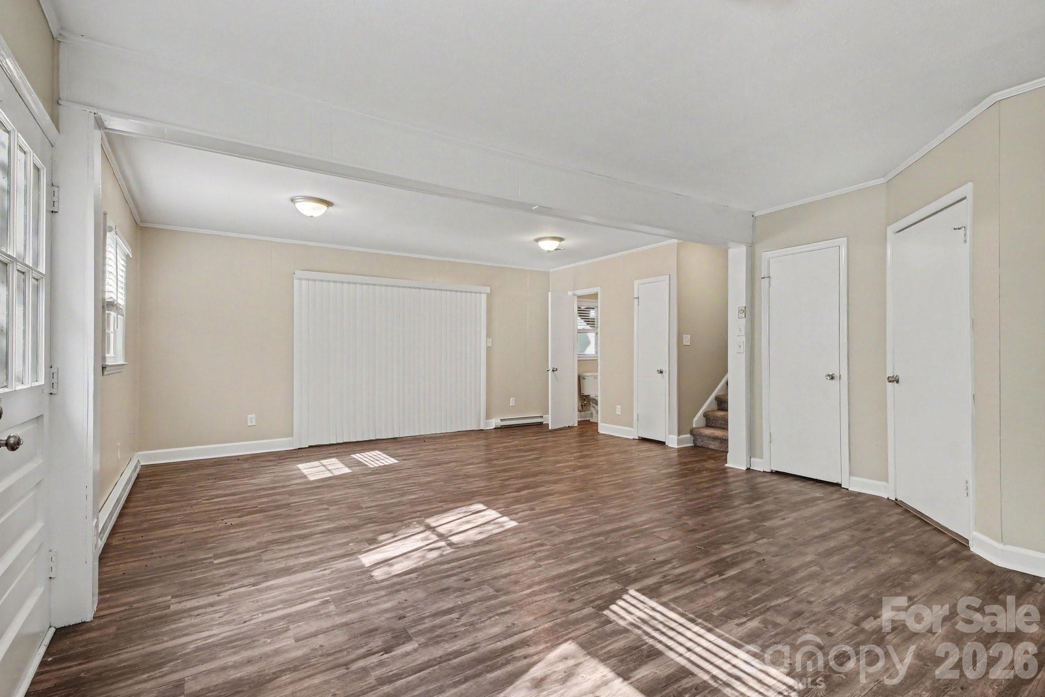 6209 Springfield Drive Property Photo 6
