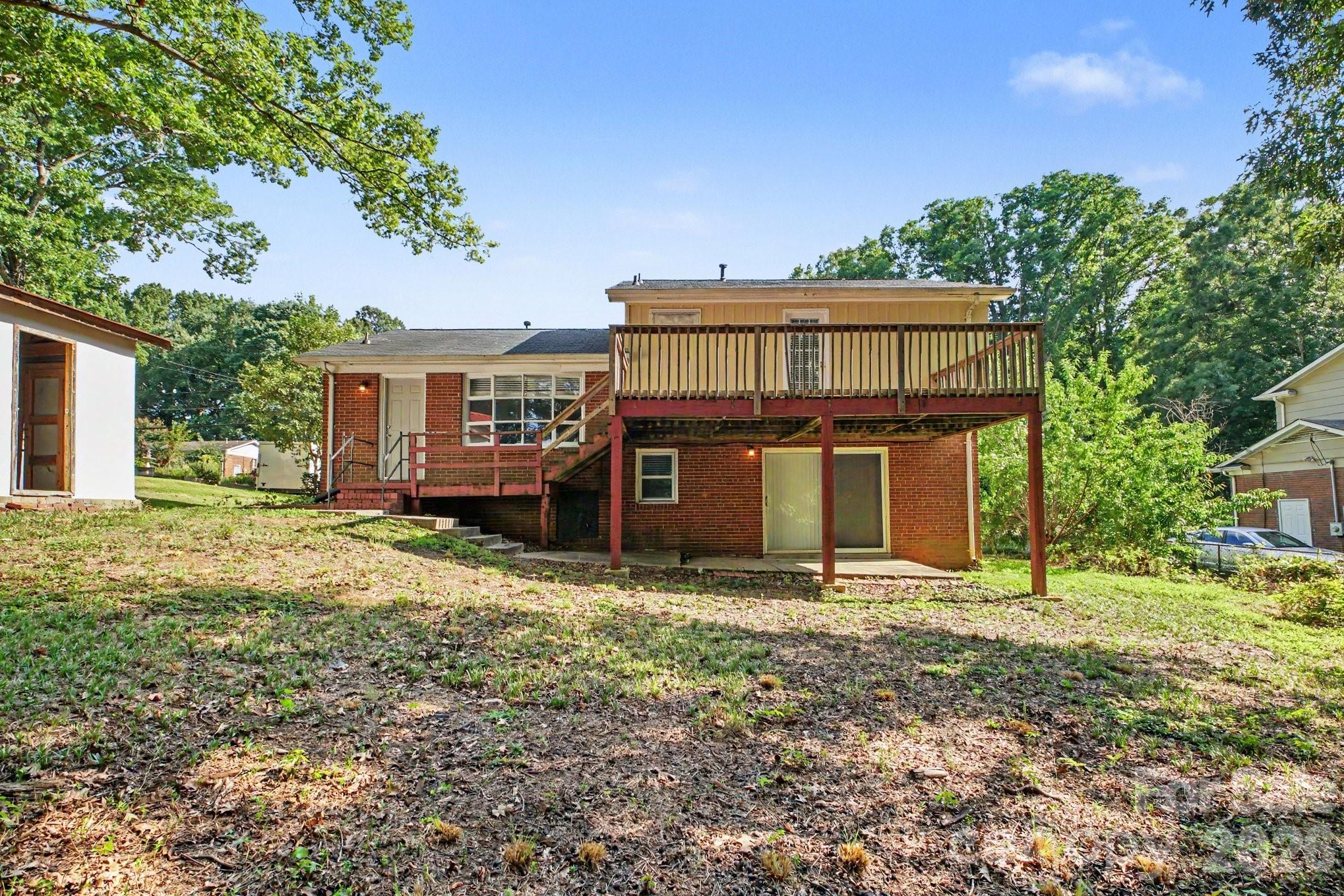 6209 Springfield Drive Property Photo 26
