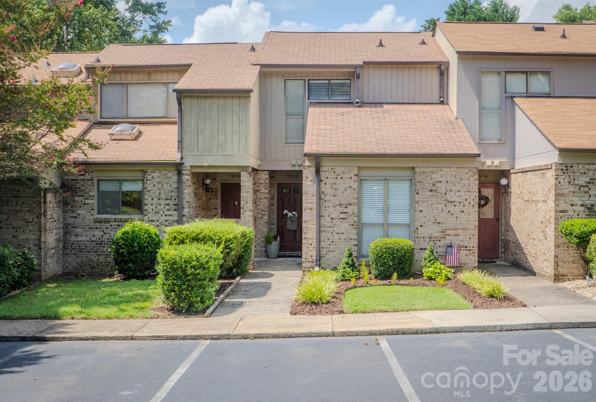 7928 Charter Oak Lane 47 Property Photo 2