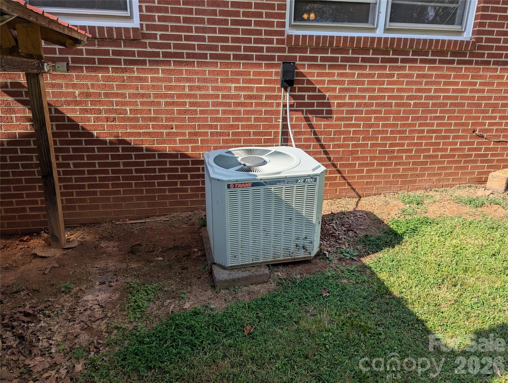 605 Lincoln Lane Property Photo 30