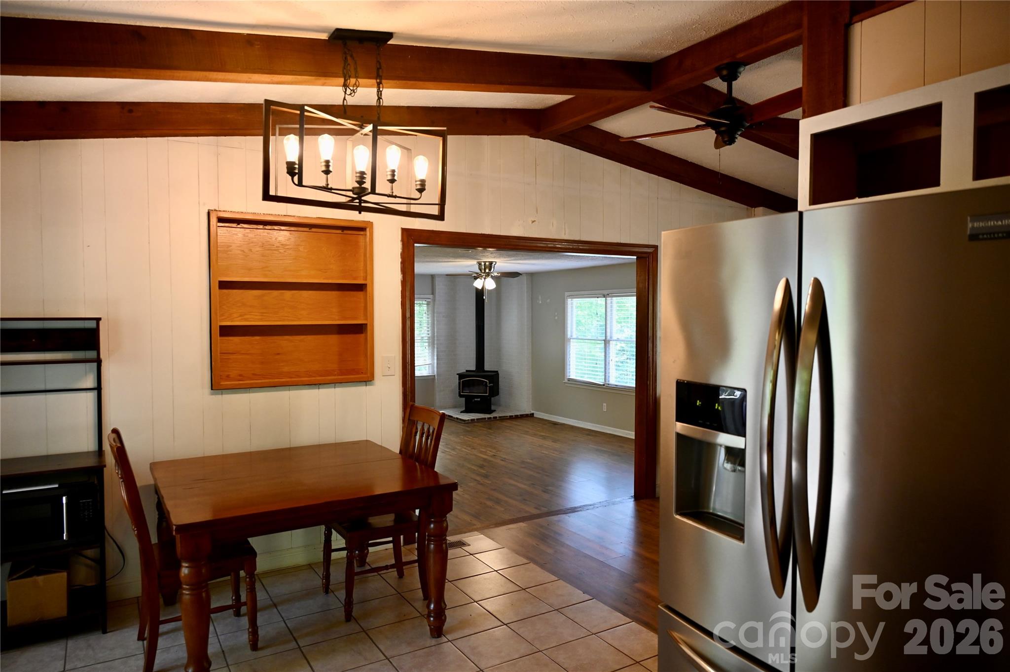 3166 Holly Road Property Photo 9