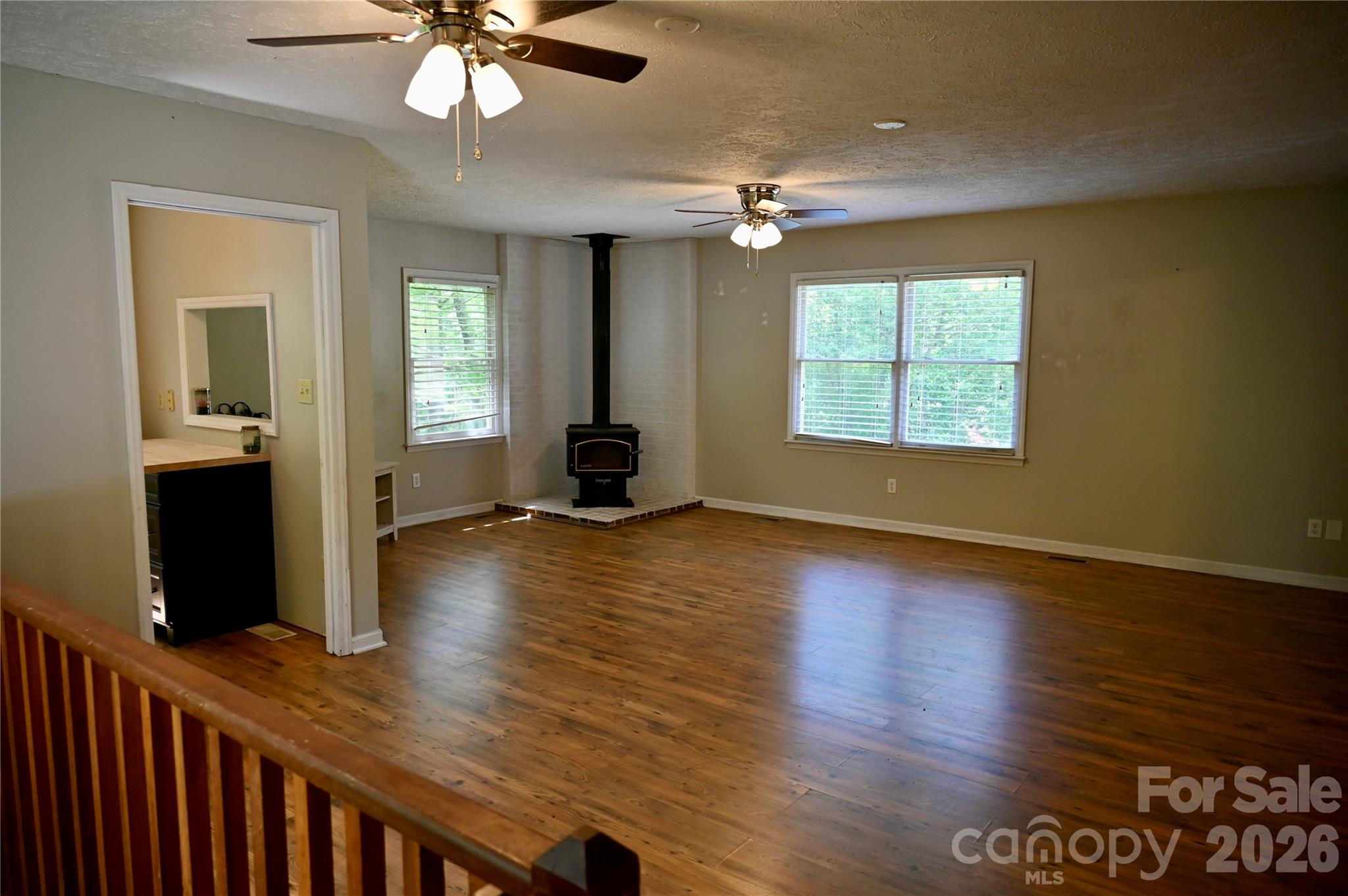 3166 Holly Road Property Photo 11