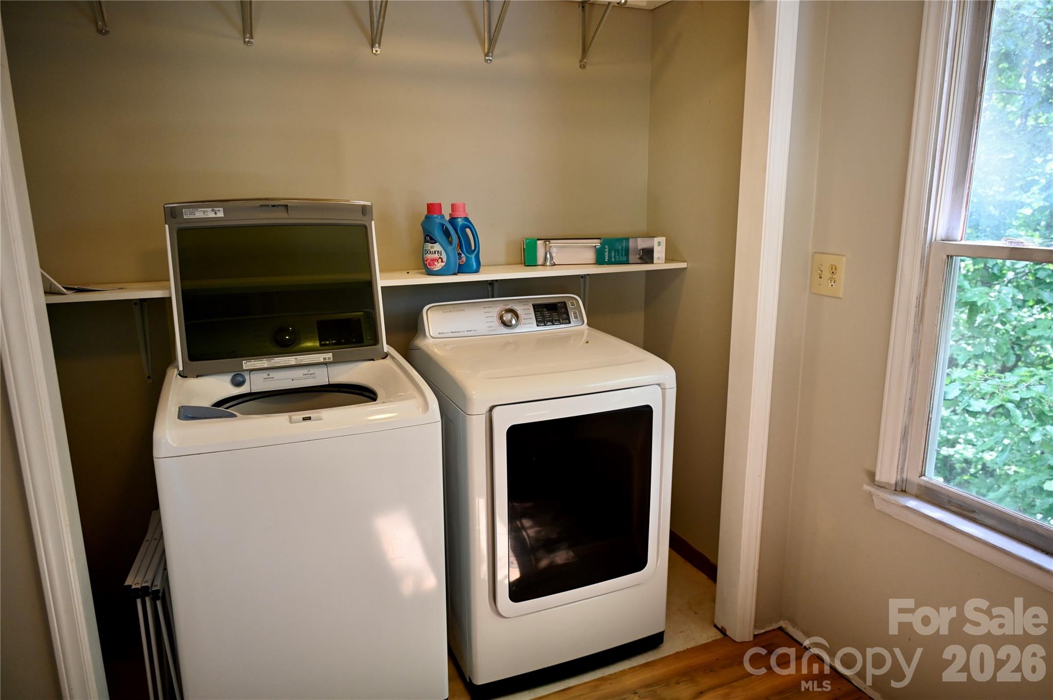 3166 Holly Road Property Photo 15