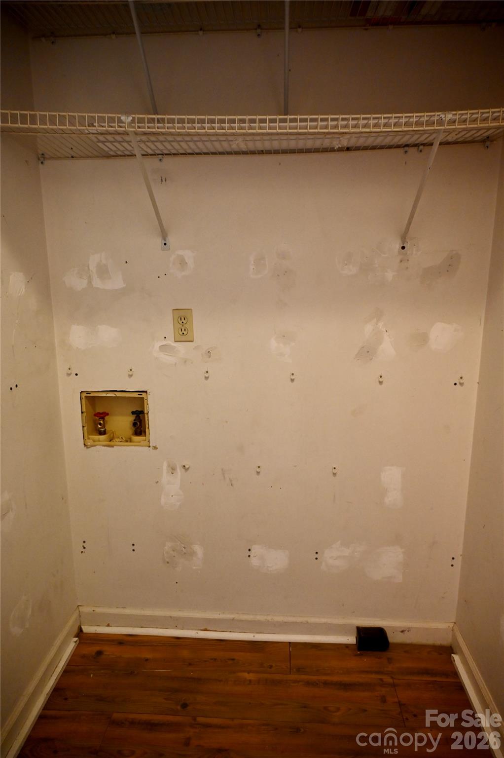 3166 Holly Road Property Photo 23