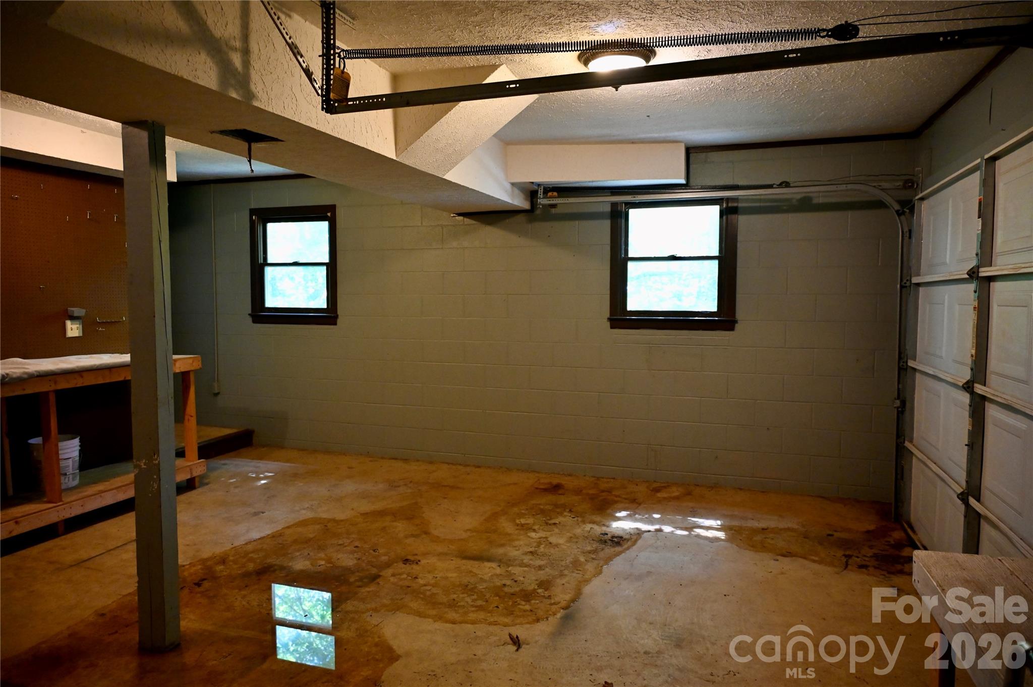 3166 Holly Road Property Photo 27