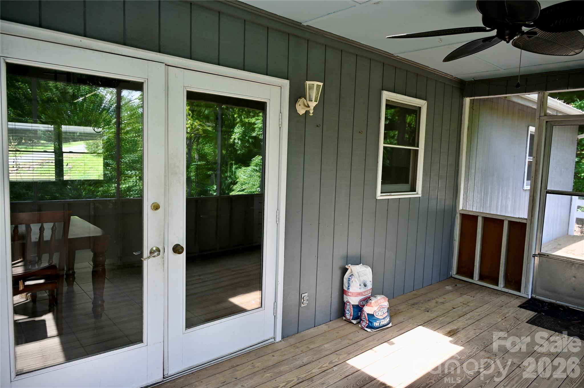 3166 Holly Road Property Photo 30