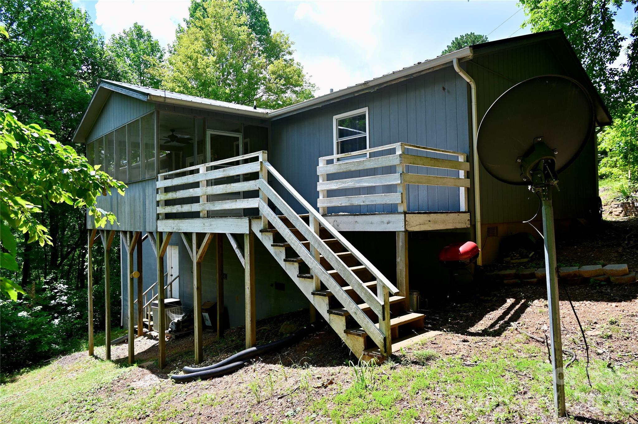 3166 Holly Road Property Photo 36