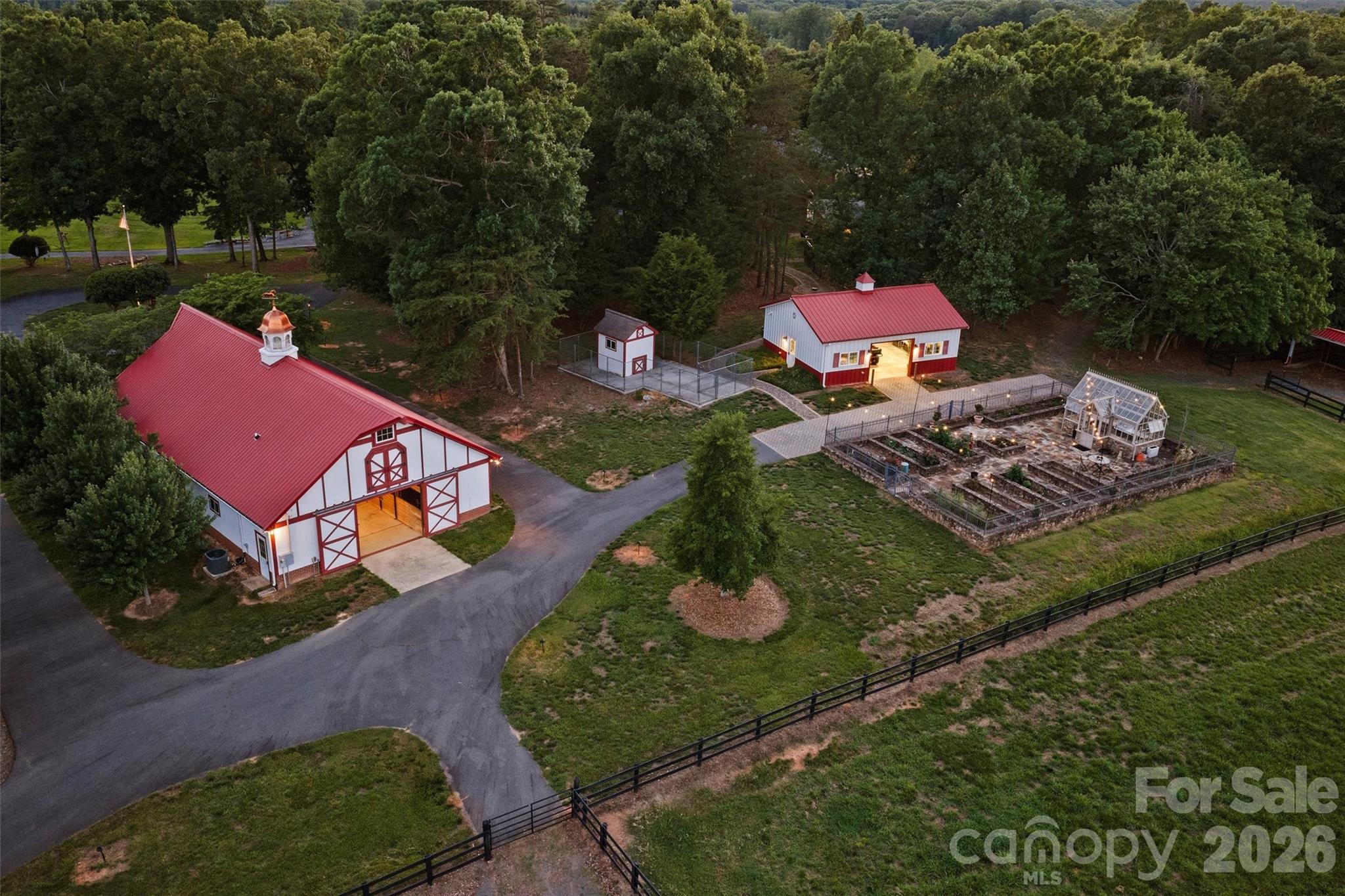 172 & 186 Tuckertown Road Property Photo 14