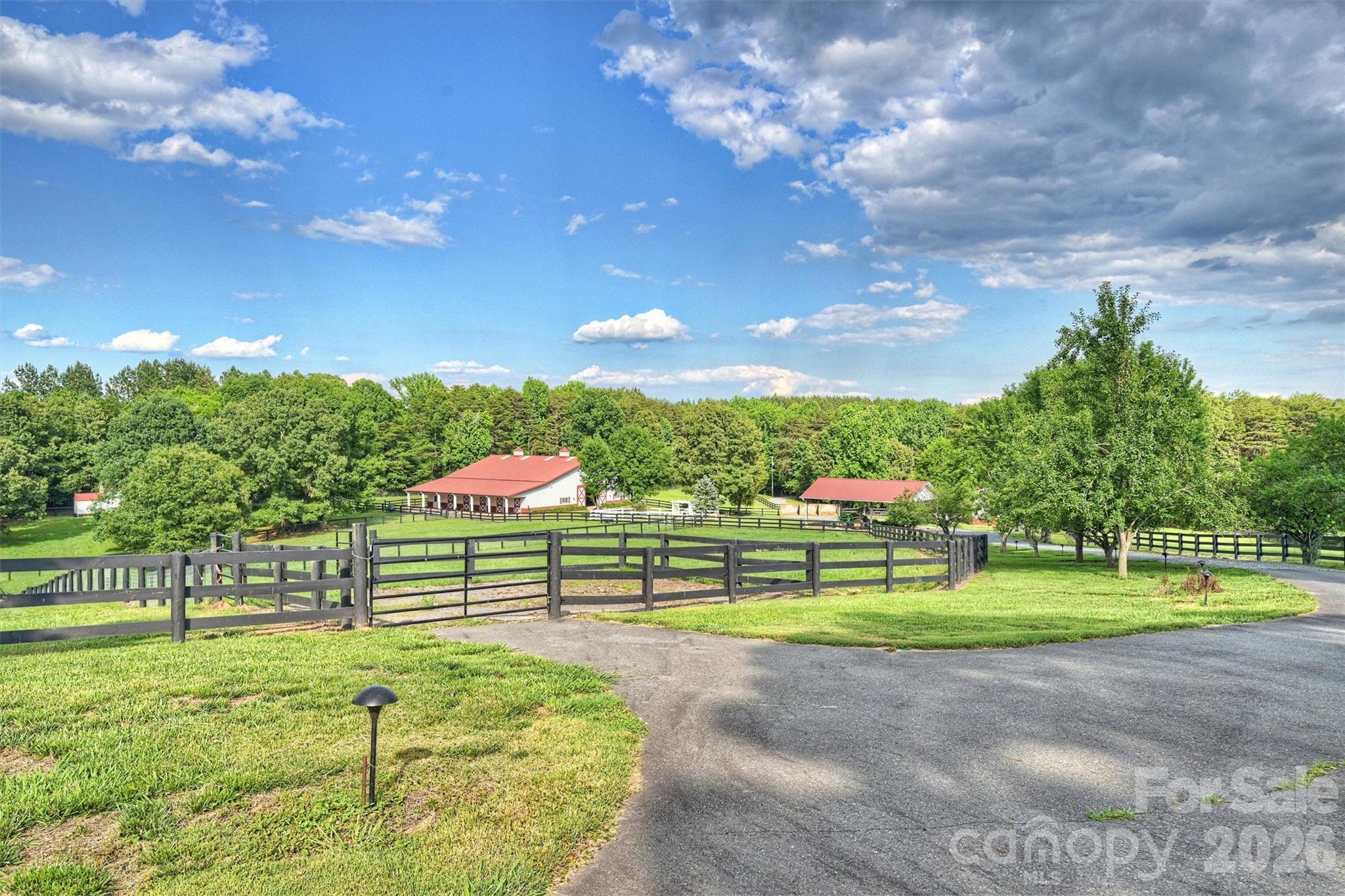172 & 186 Tuckertown Road Property Photo 17