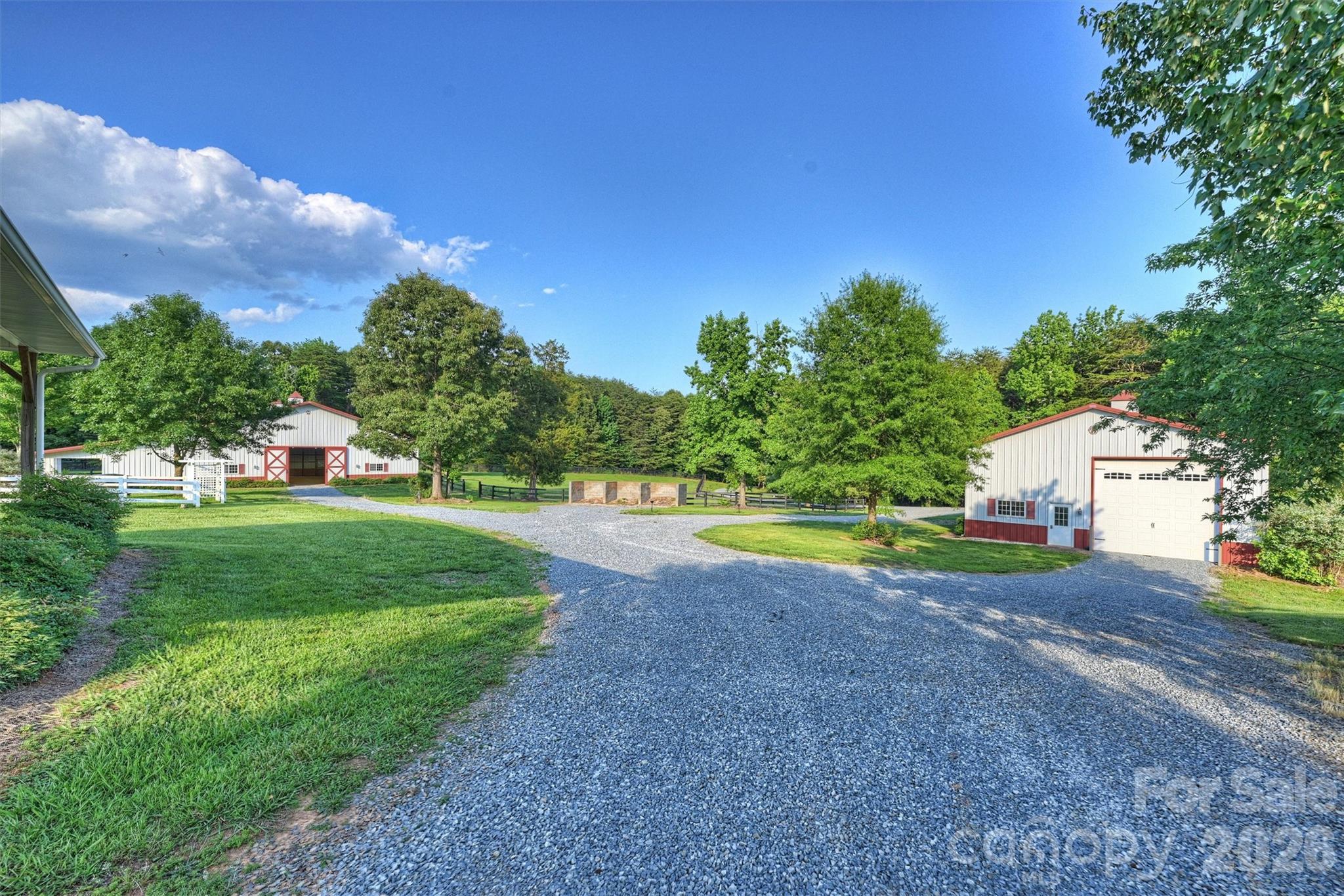 172 & 186 Tuckertown Road Property Photo 17