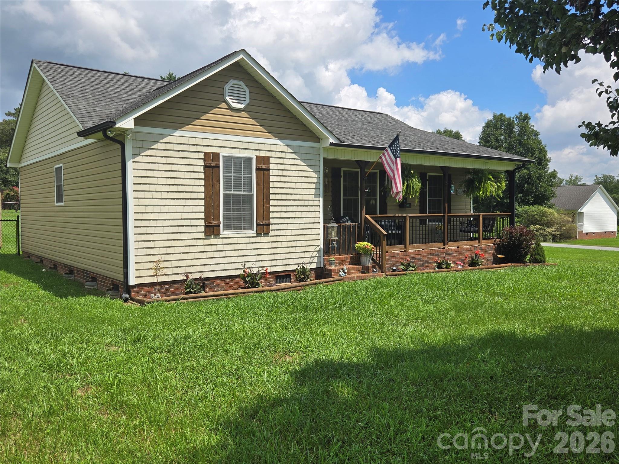 4714 Hoover Road Property Photo 2