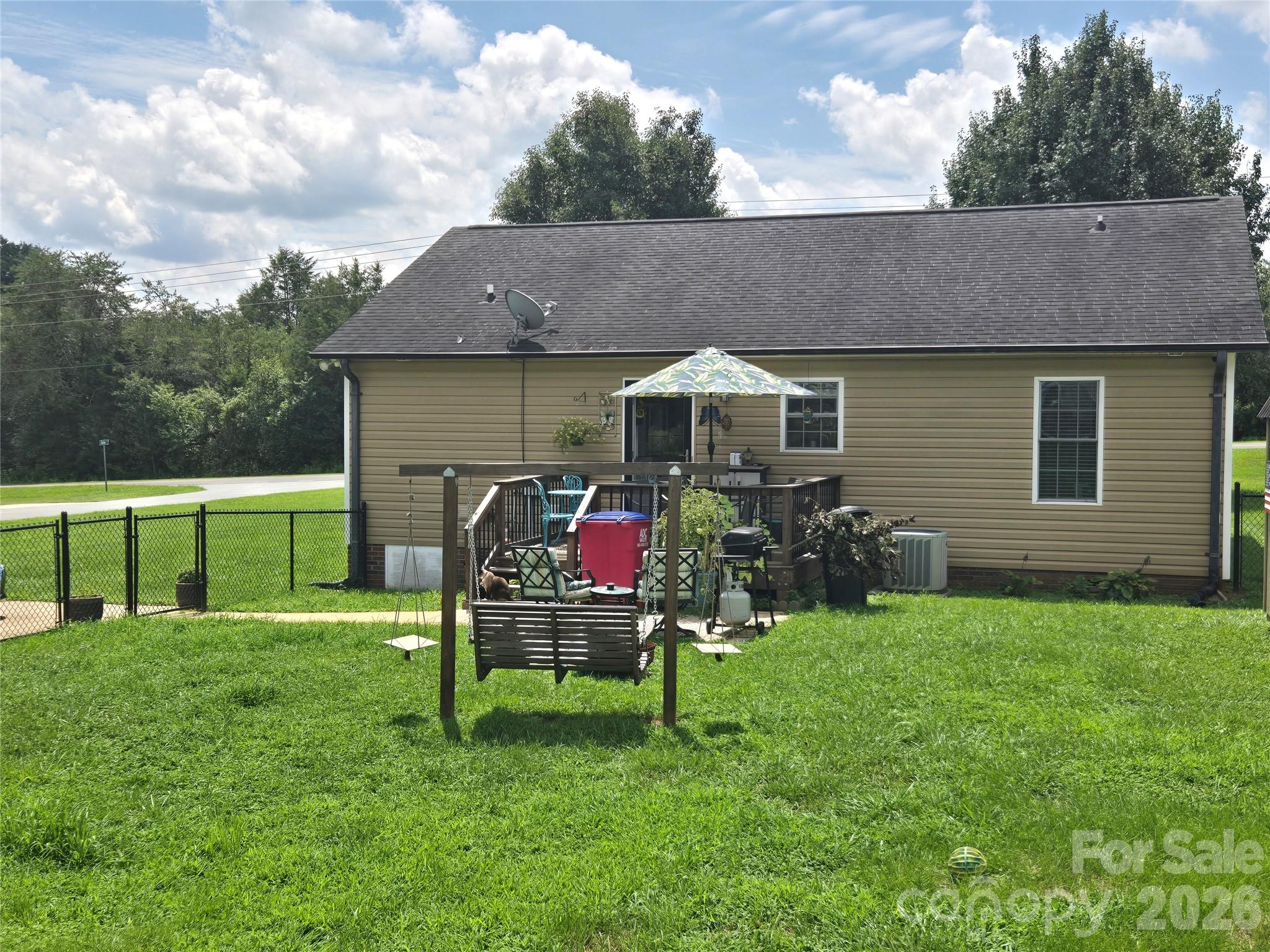 4714 Hoover Road Property Photo 4