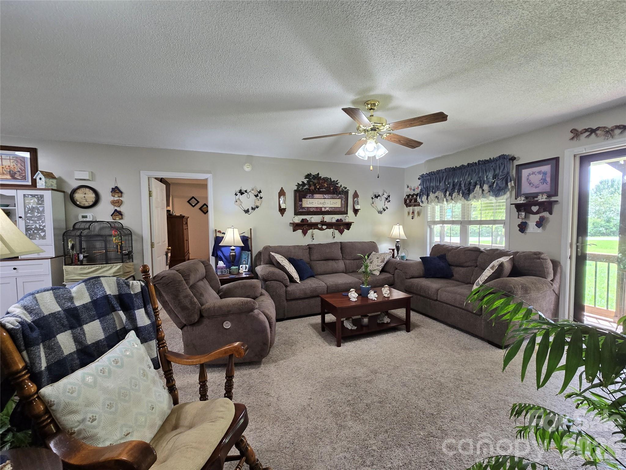 4714 Hoover Road Property Photo 9