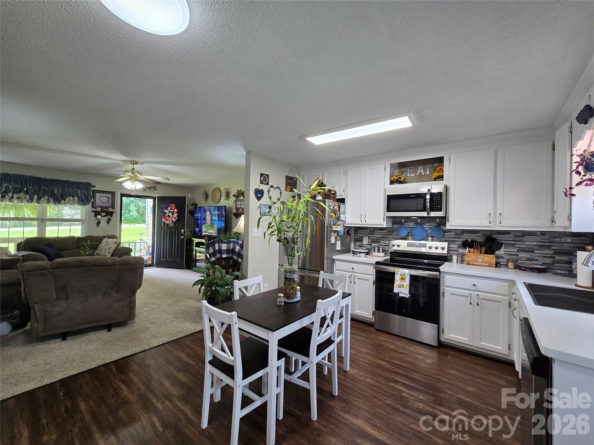 4714 Hoover Road Property Photo 10
