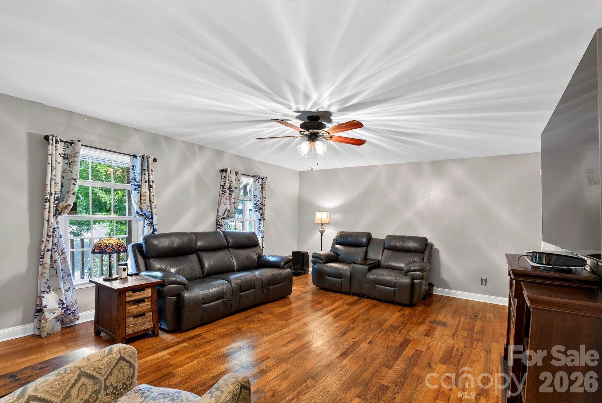 47 Royal Oaks Road Property Photo 6