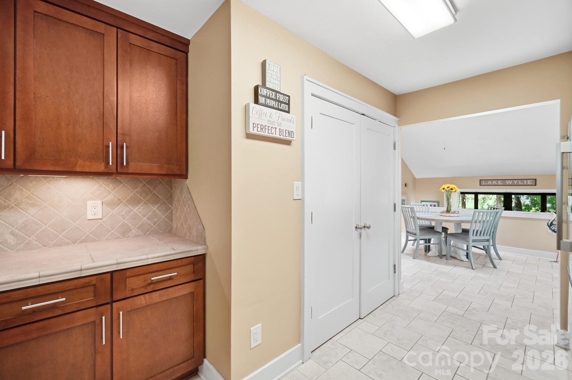 4142 Charlotte Highway C Property Photo 21