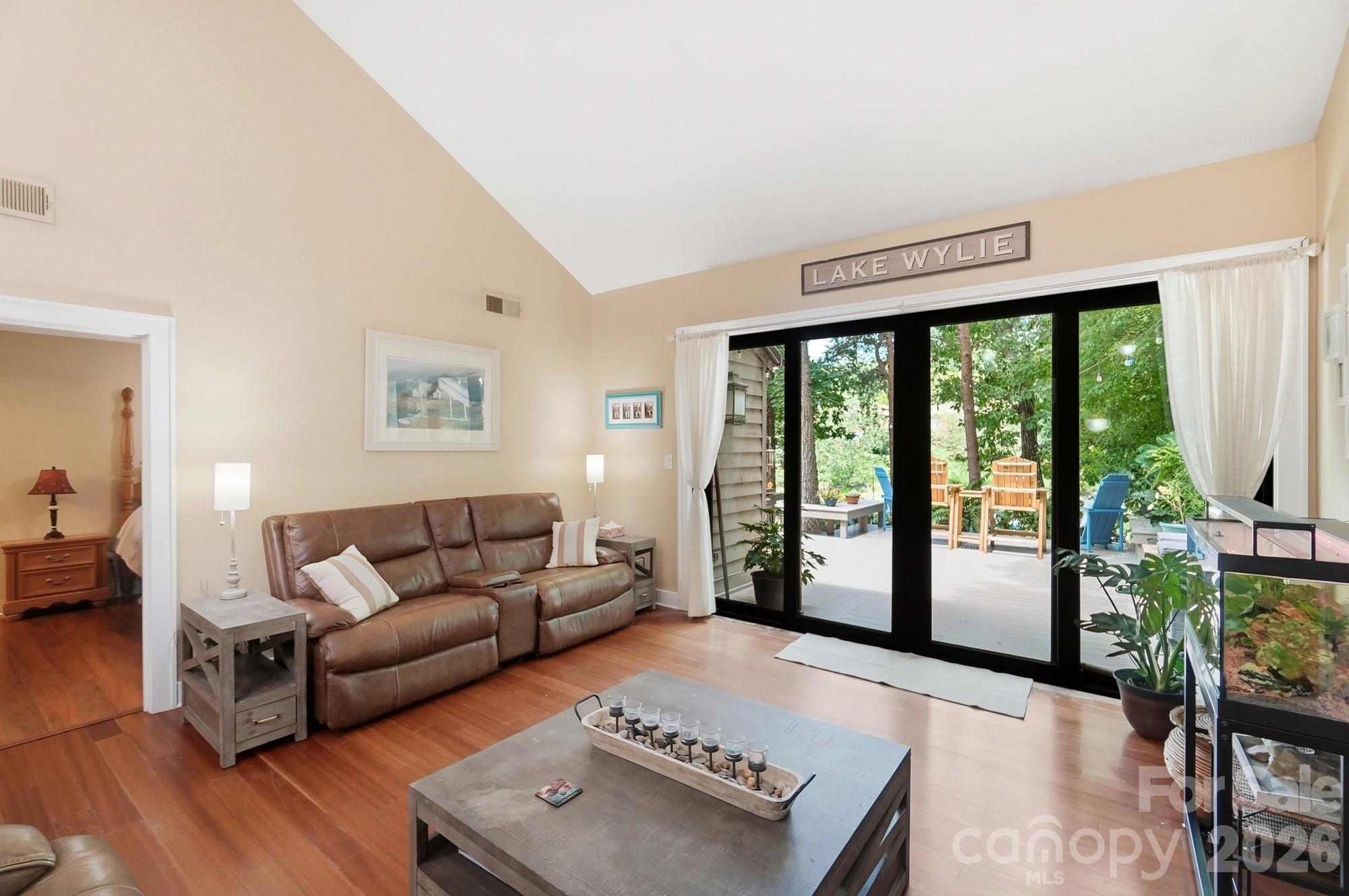 4142 Charlotte Highway C Property Photo 24