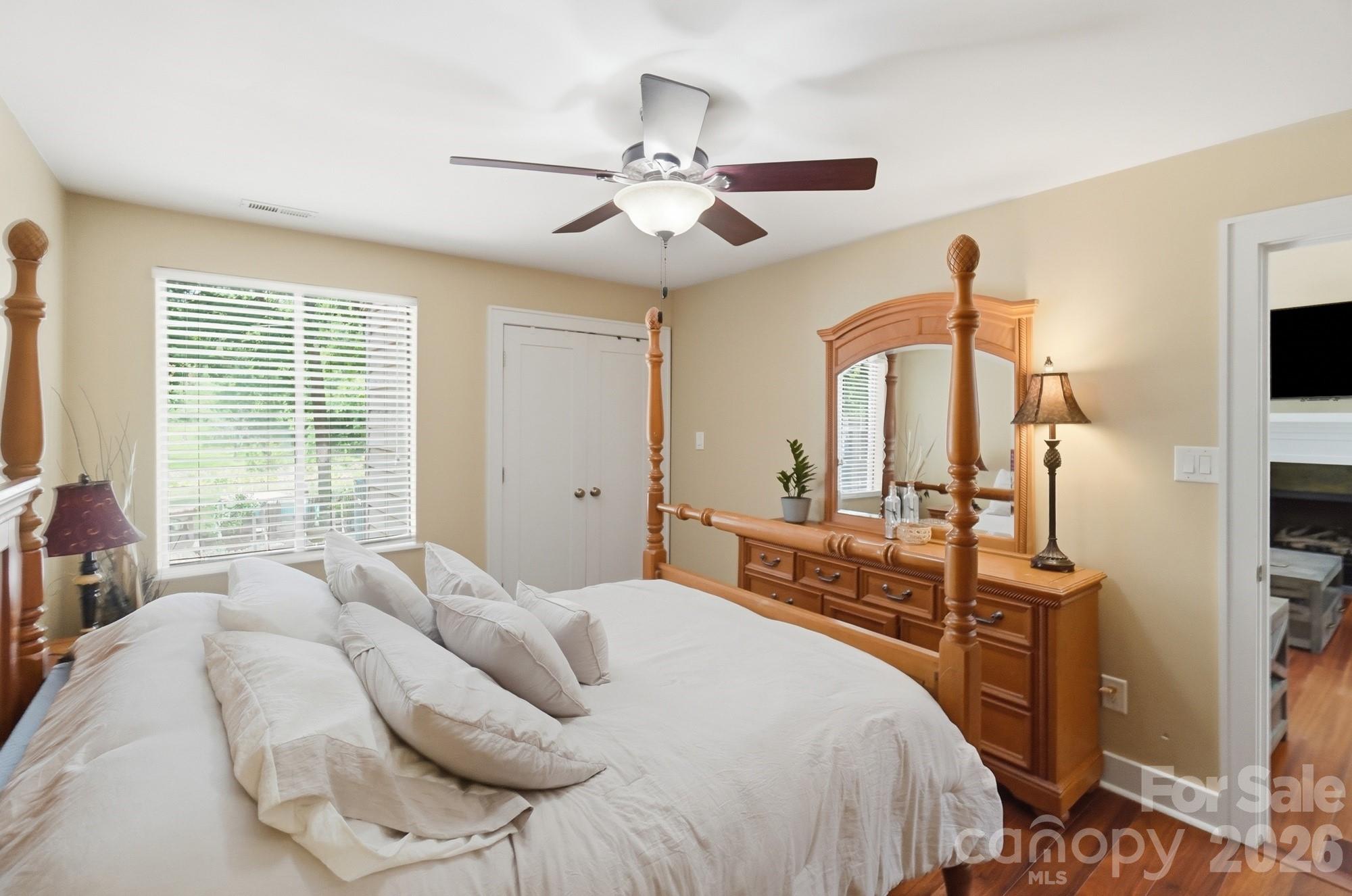 4142 Charlotte Highway C Property Photo 26