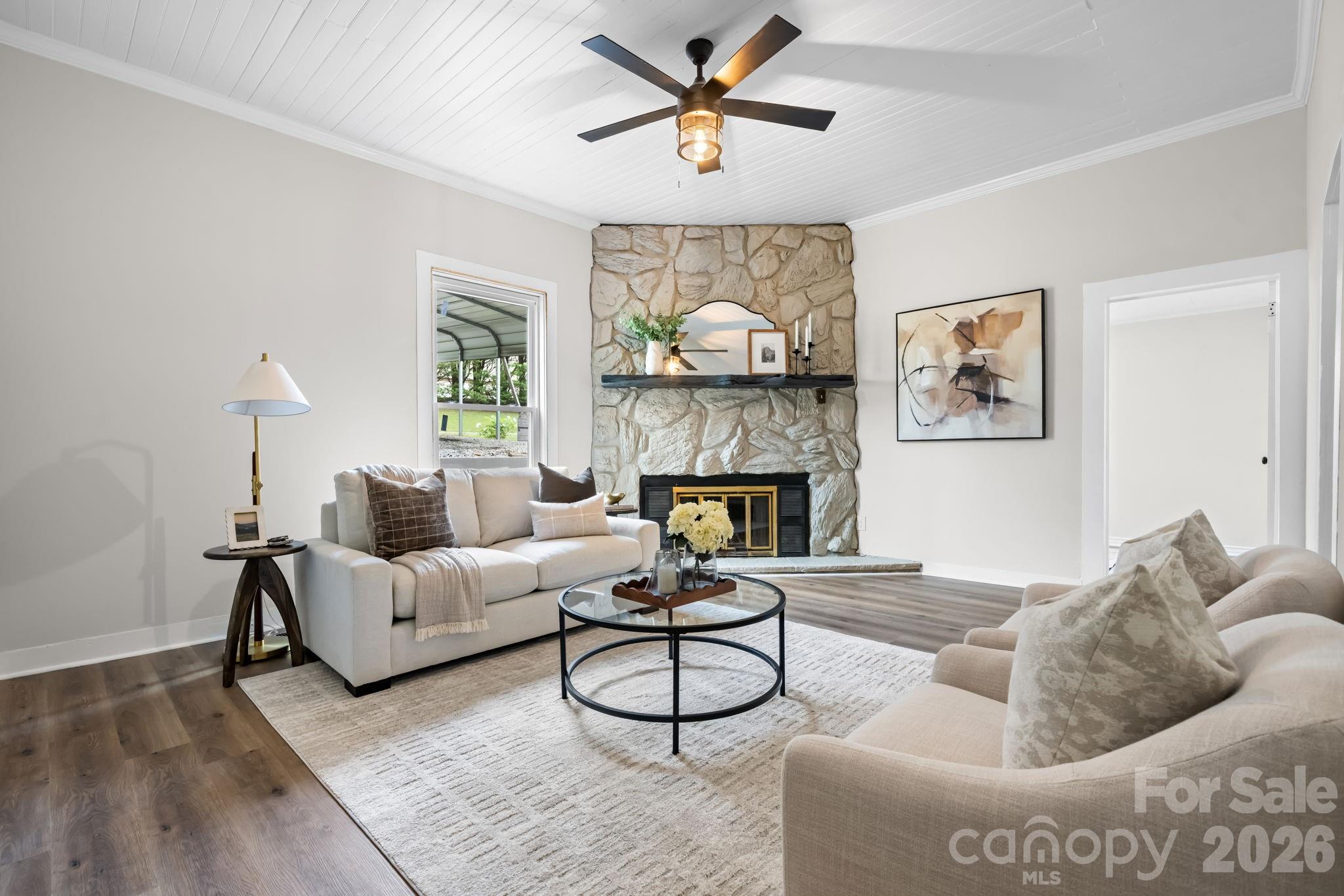 24 Midway Street Property Photo 1