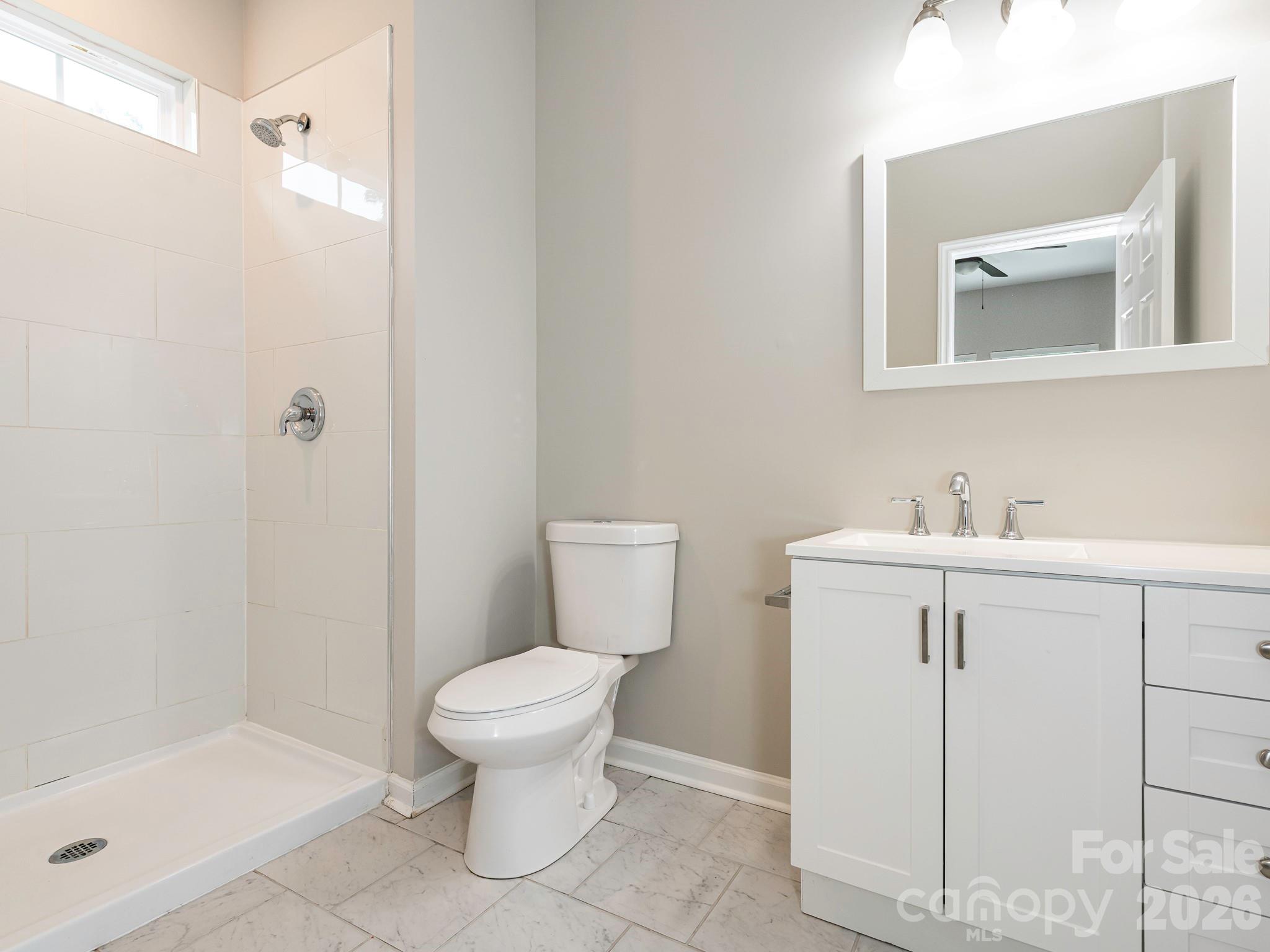 1646 Main Street Property Photo 16