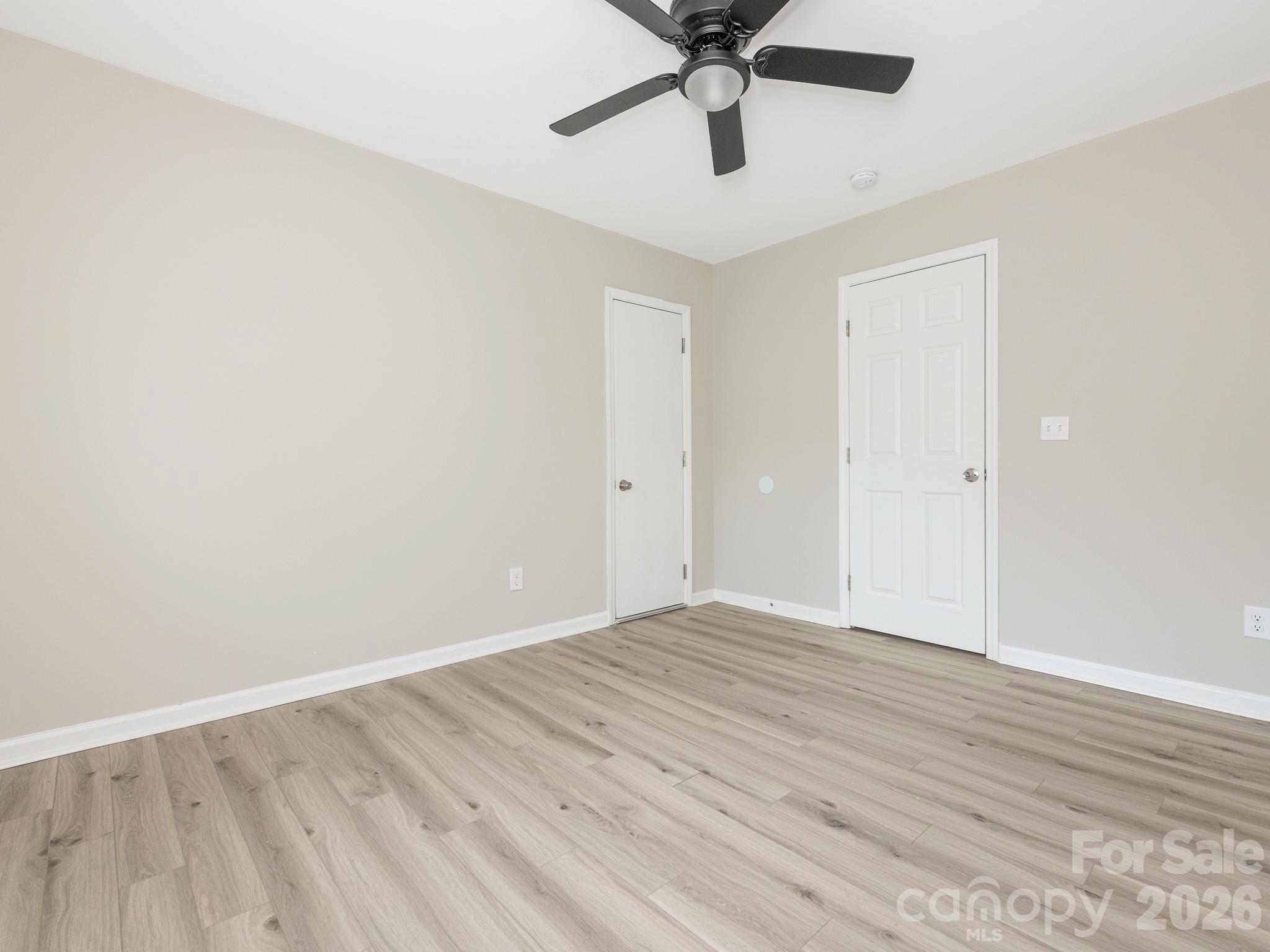 1646 Main Street Property Photo 18
