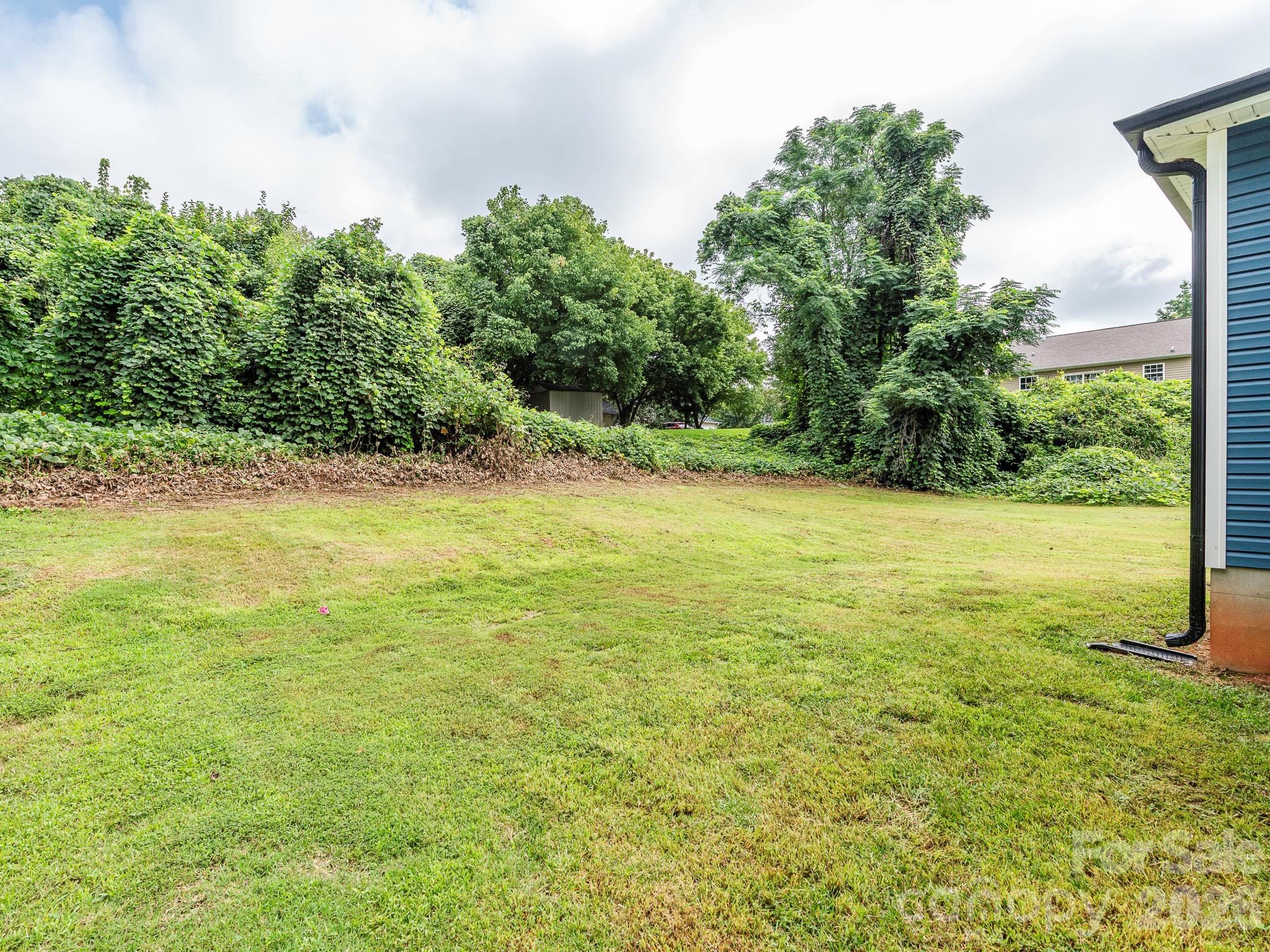 1646 Main Street Property Photo 28