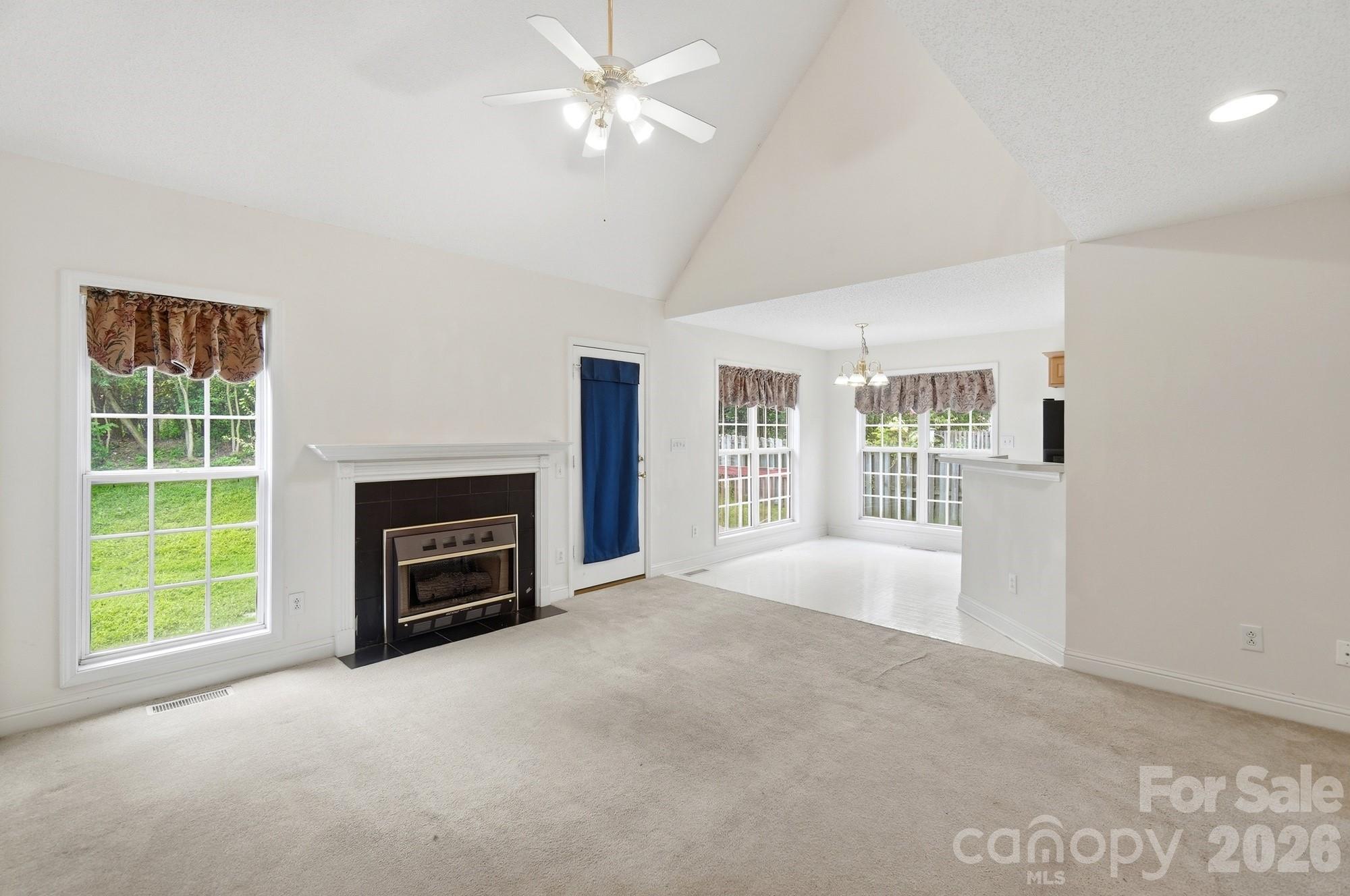 3405 Continental Drive Property Photo 14