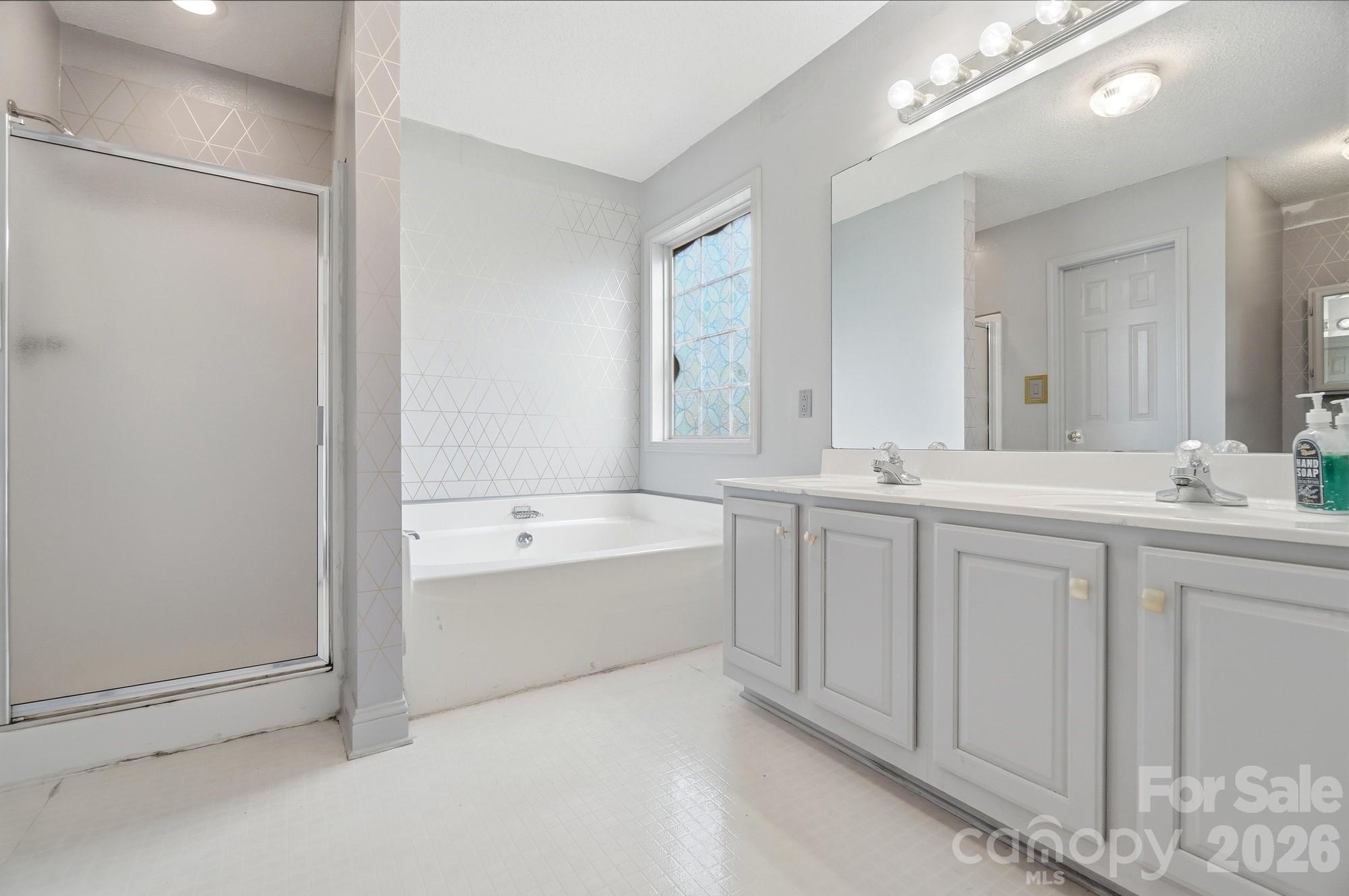 3405 Continental Drive Property Photo 25