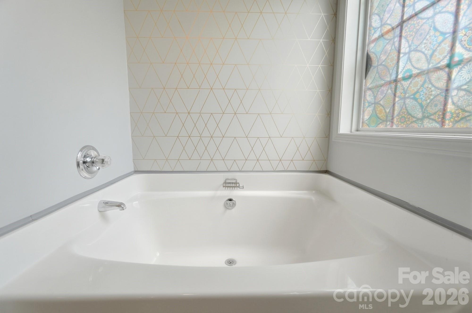 3405 Continental Drive Property Photo 27