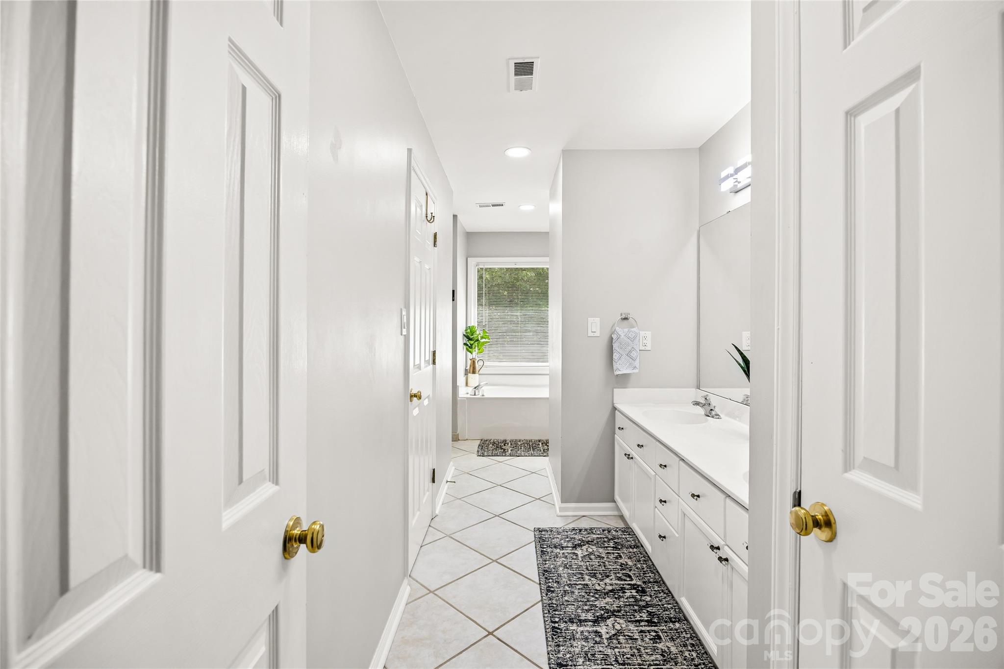 5933 Fitzwilliams Lane Property Photo 13