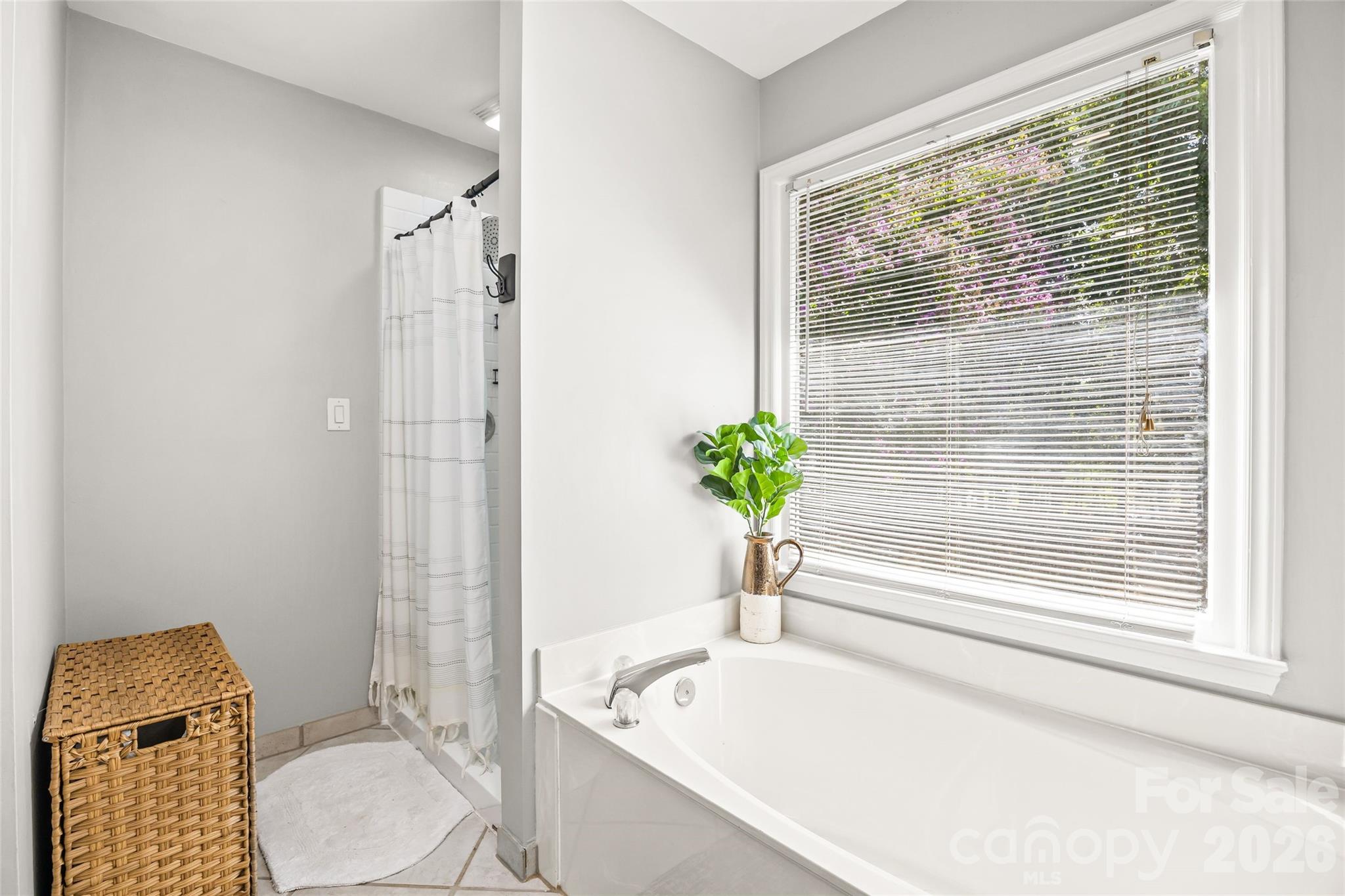 5933 Fitzwilliams Lane Property Photo 15