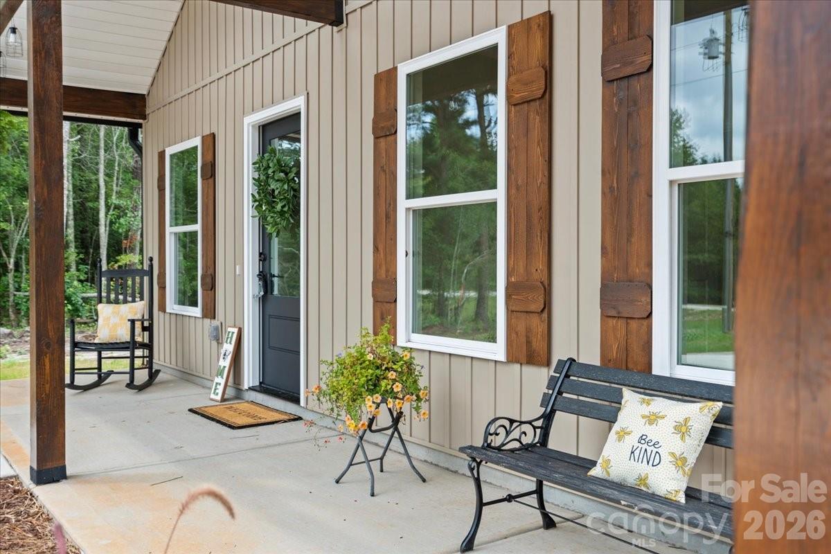 1139 Peach Orchard Road Property Photo 1