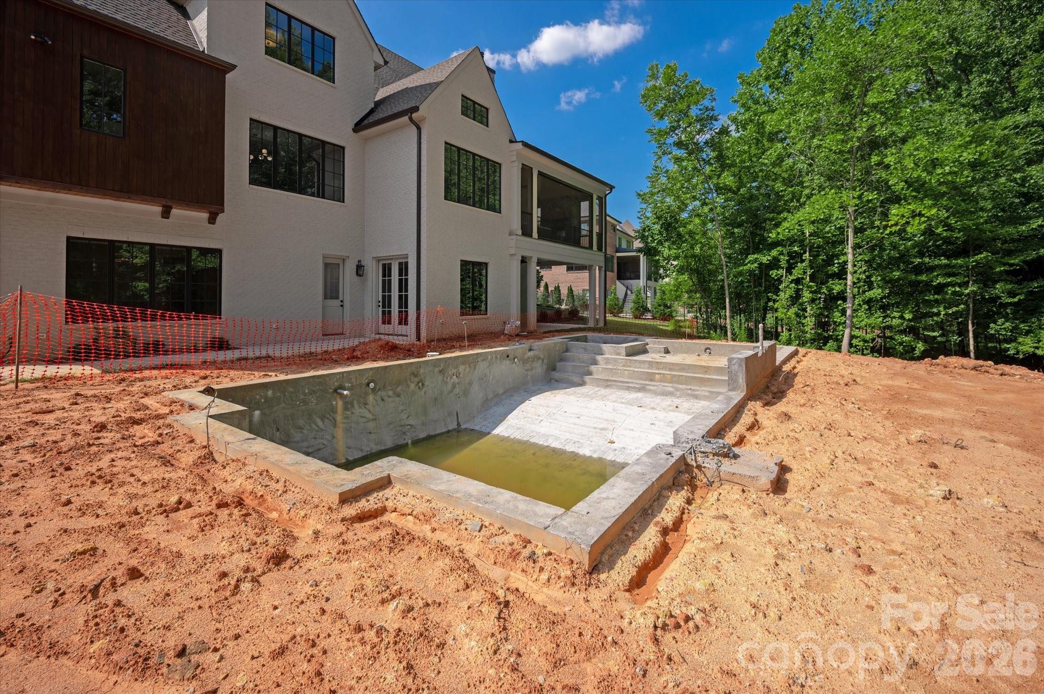 213 Crest Court Property Photo 46