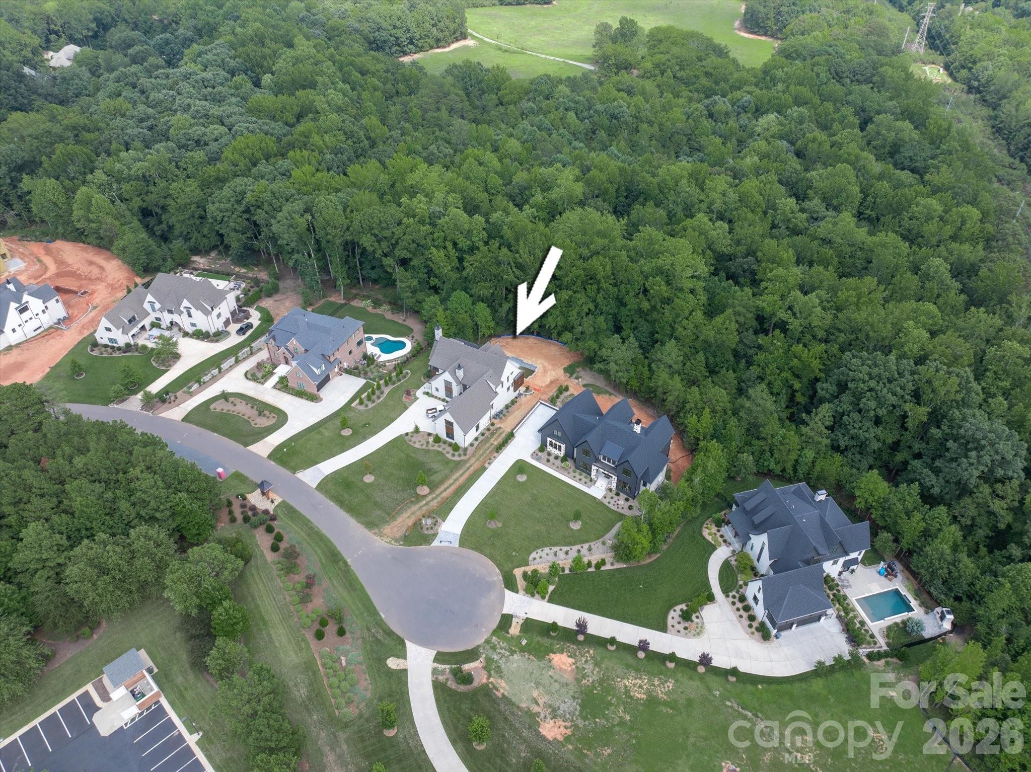 213 Crest Court Property Photo 48
