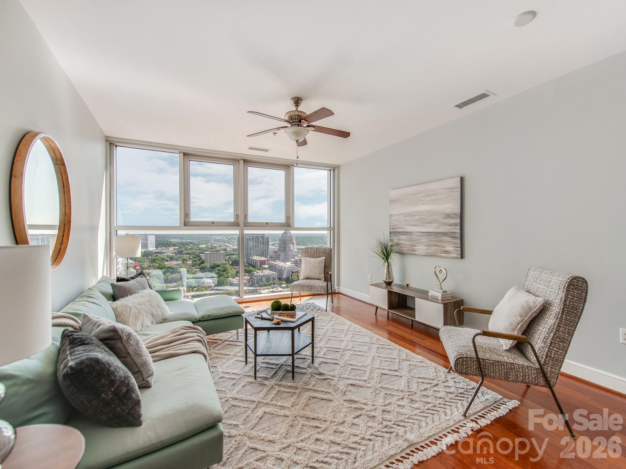 333 W Trade Street 2603 Property Photo 3