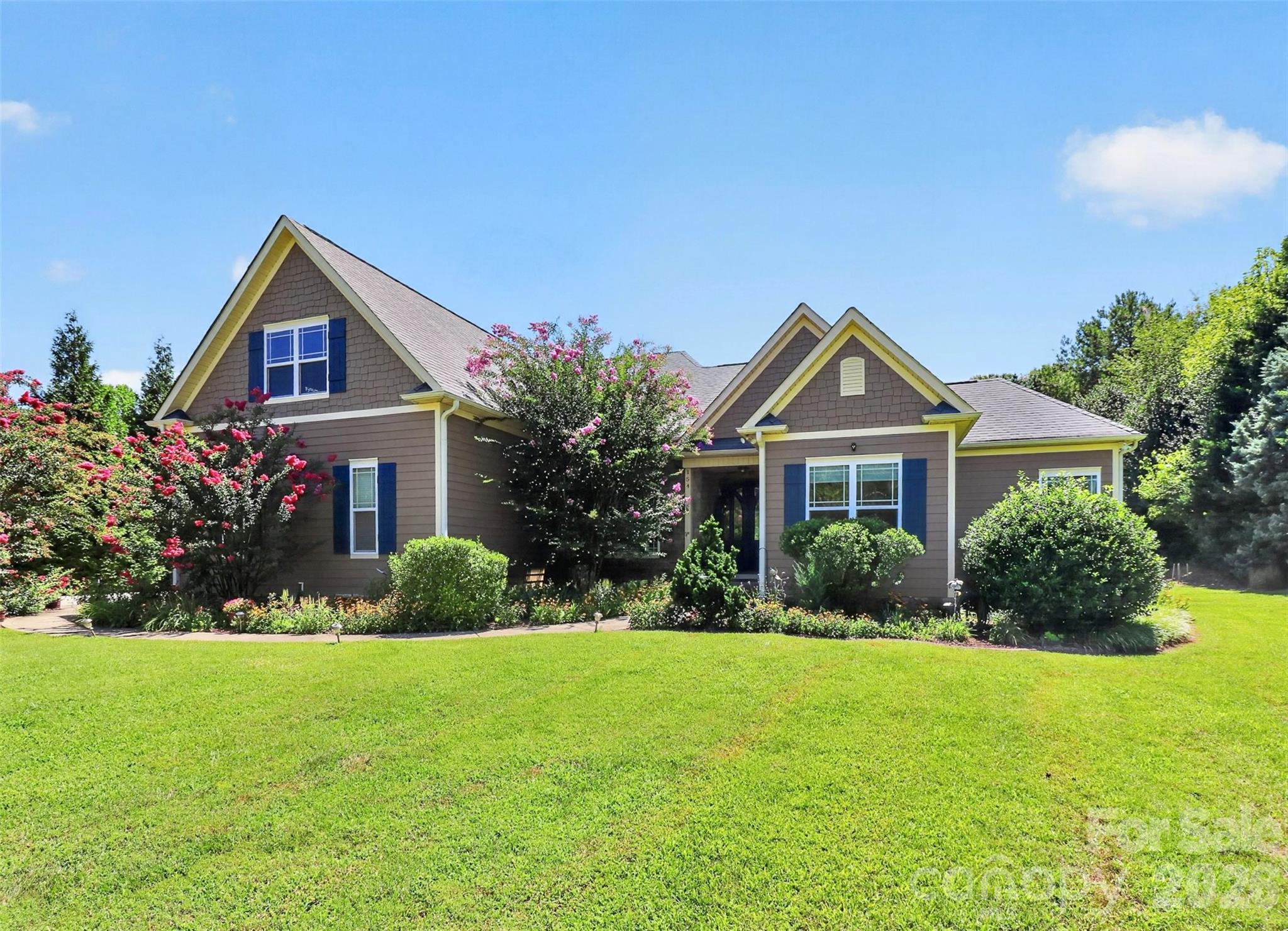 154 Ramano Drive Property Photo 2