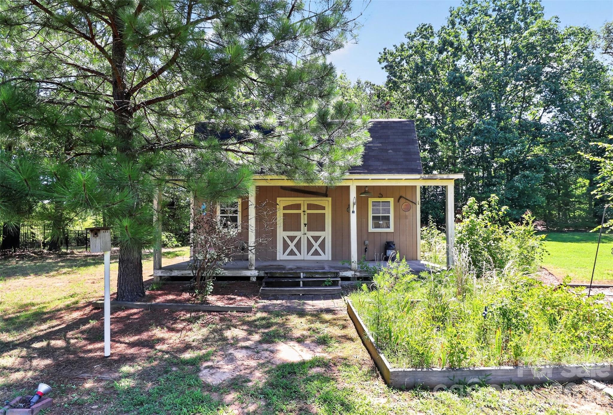 154 Ramano Drive Property Photo 37