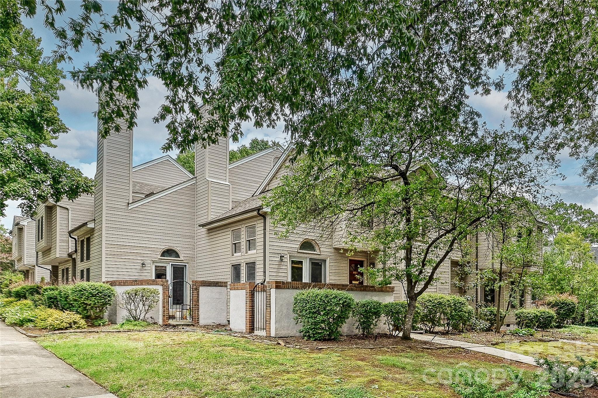 801 Lexington Avenue Property Photo 1