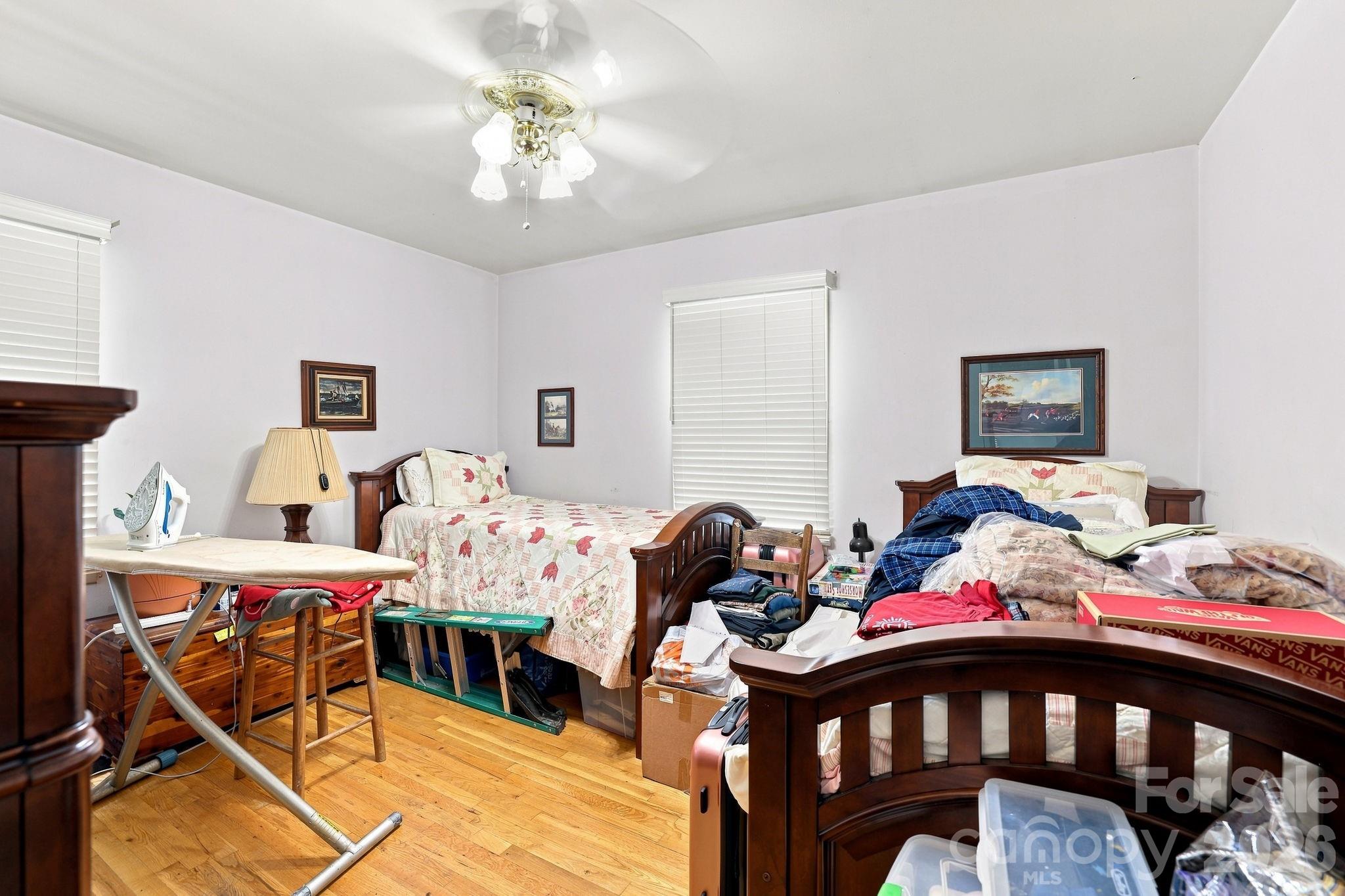 5914 Quiet Cove Court Property Photo 13