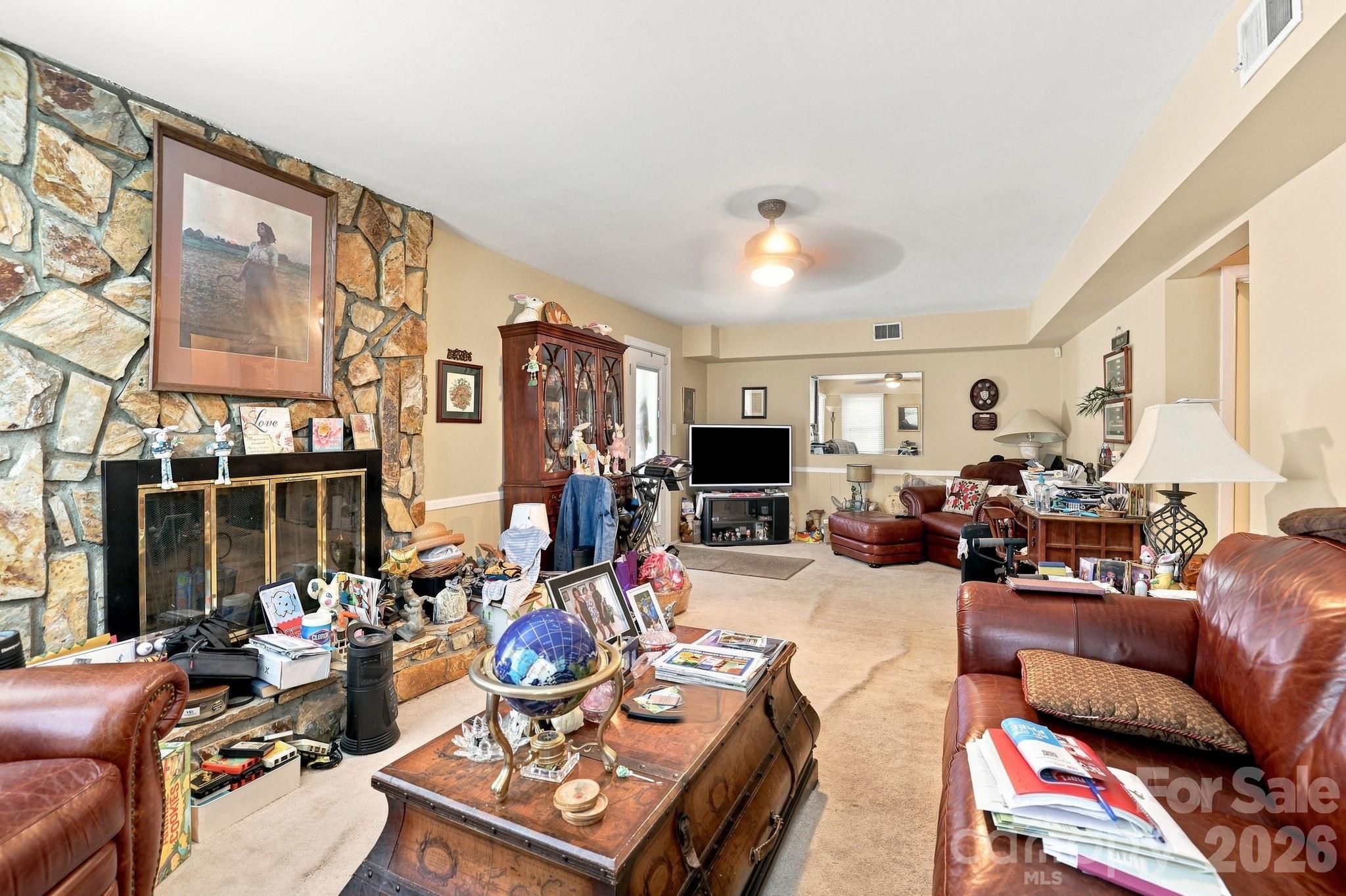 5914 Quiet Cove Court Property Photo 19