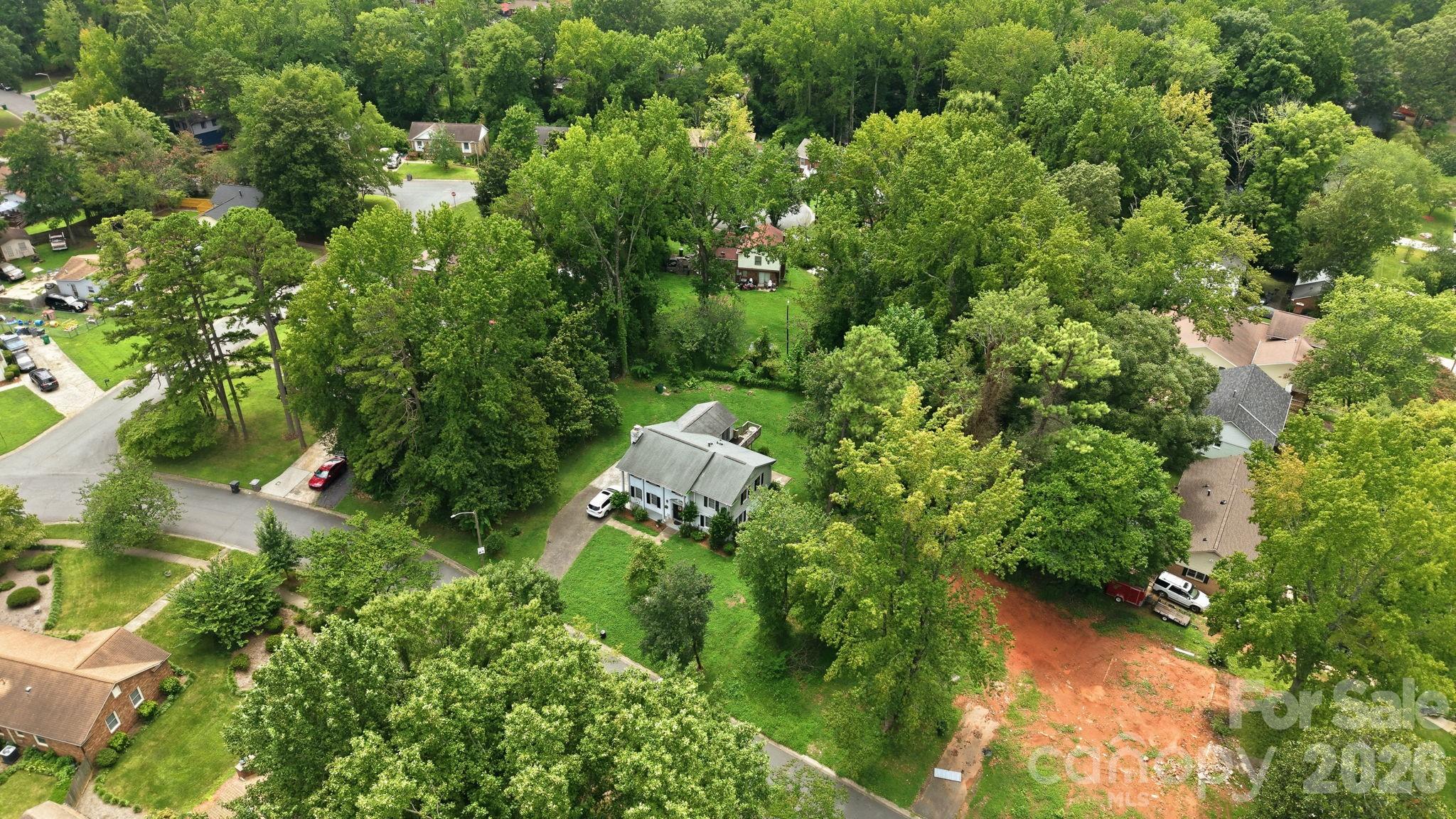 5914 Quiet Cove Court Property Photo 29